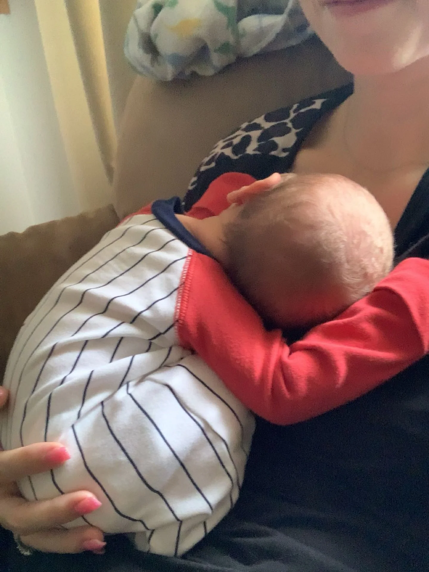 My little squishy peanut, just a few days old here. 🤍

Still curling himself into the same position he held for months inside me. Tucked in, knees pulled close, arms wrapped tight against his chest. 

It always amazed me how naturally babies return 