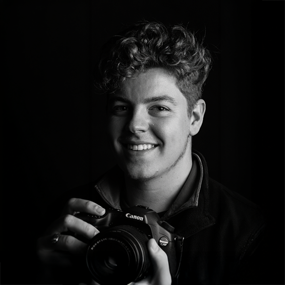 William Foyle of Apollo Photos holding a camera, a wedding photographer based in Holbeach near Spalding.