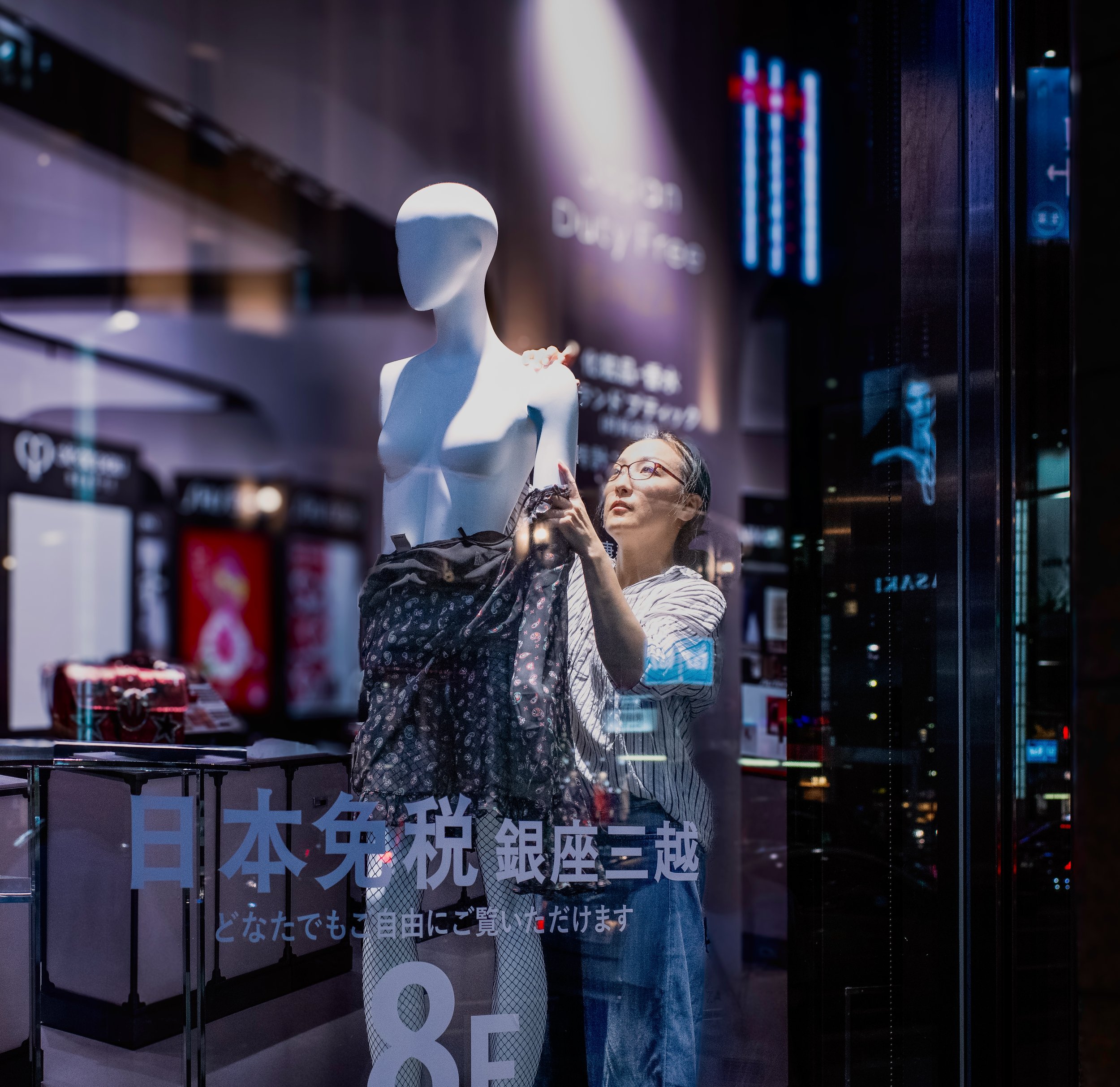 dummy dress ginza clr reedit 8 28 18.jpeg