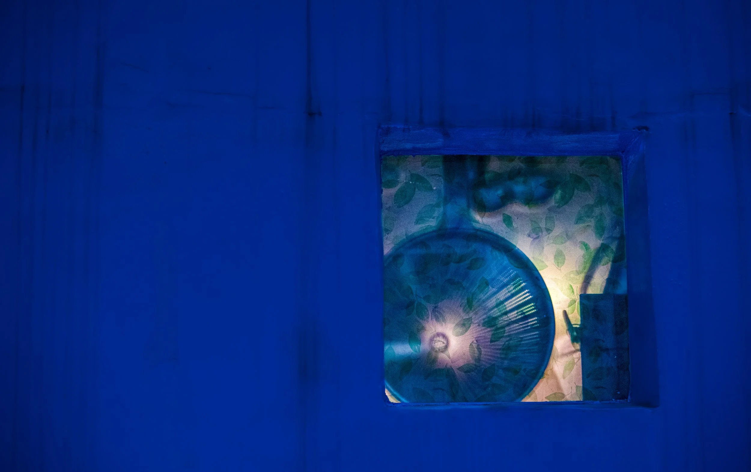 blue window omorit.jpeg