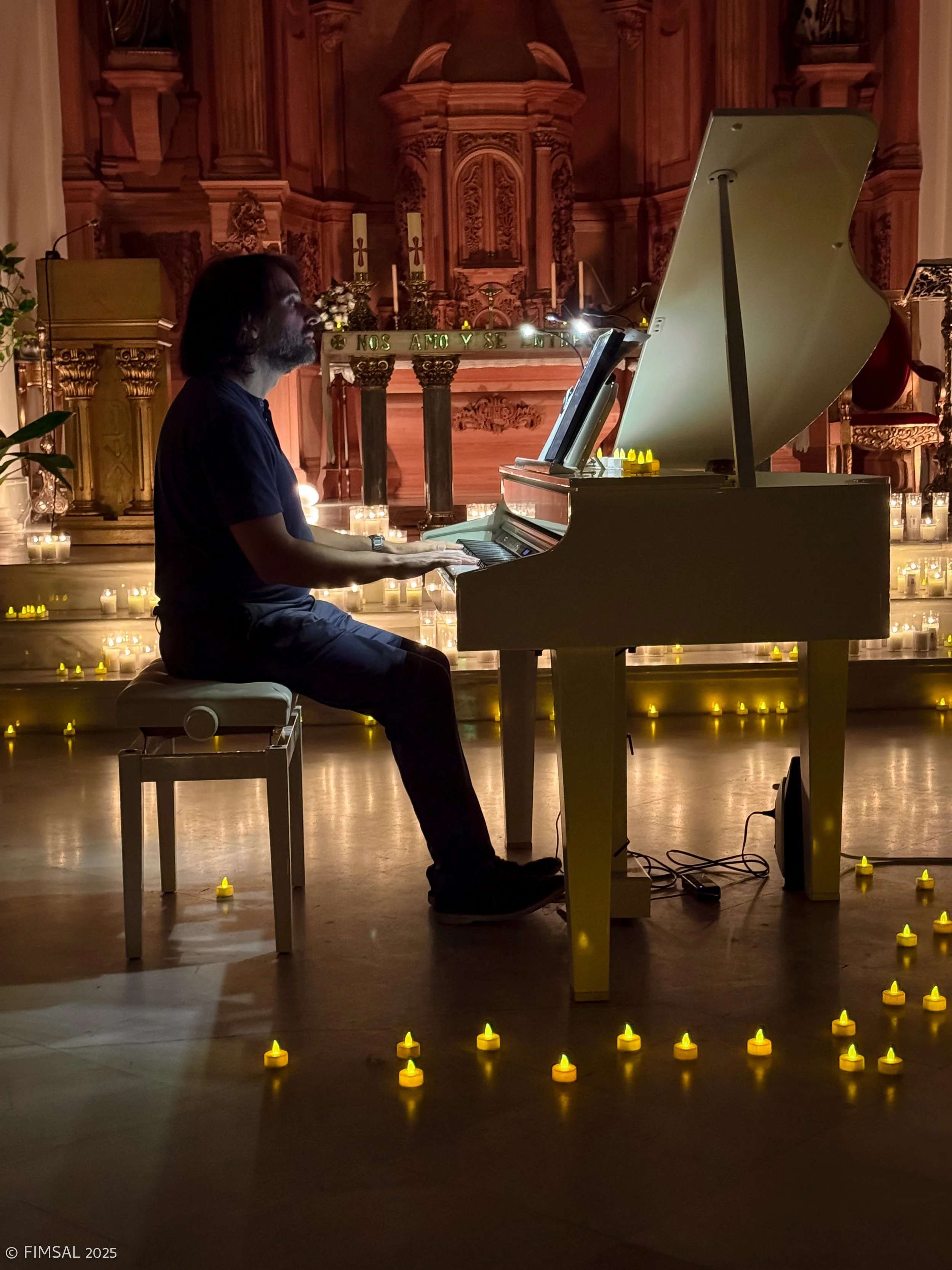 Iglesias-14.jpg
