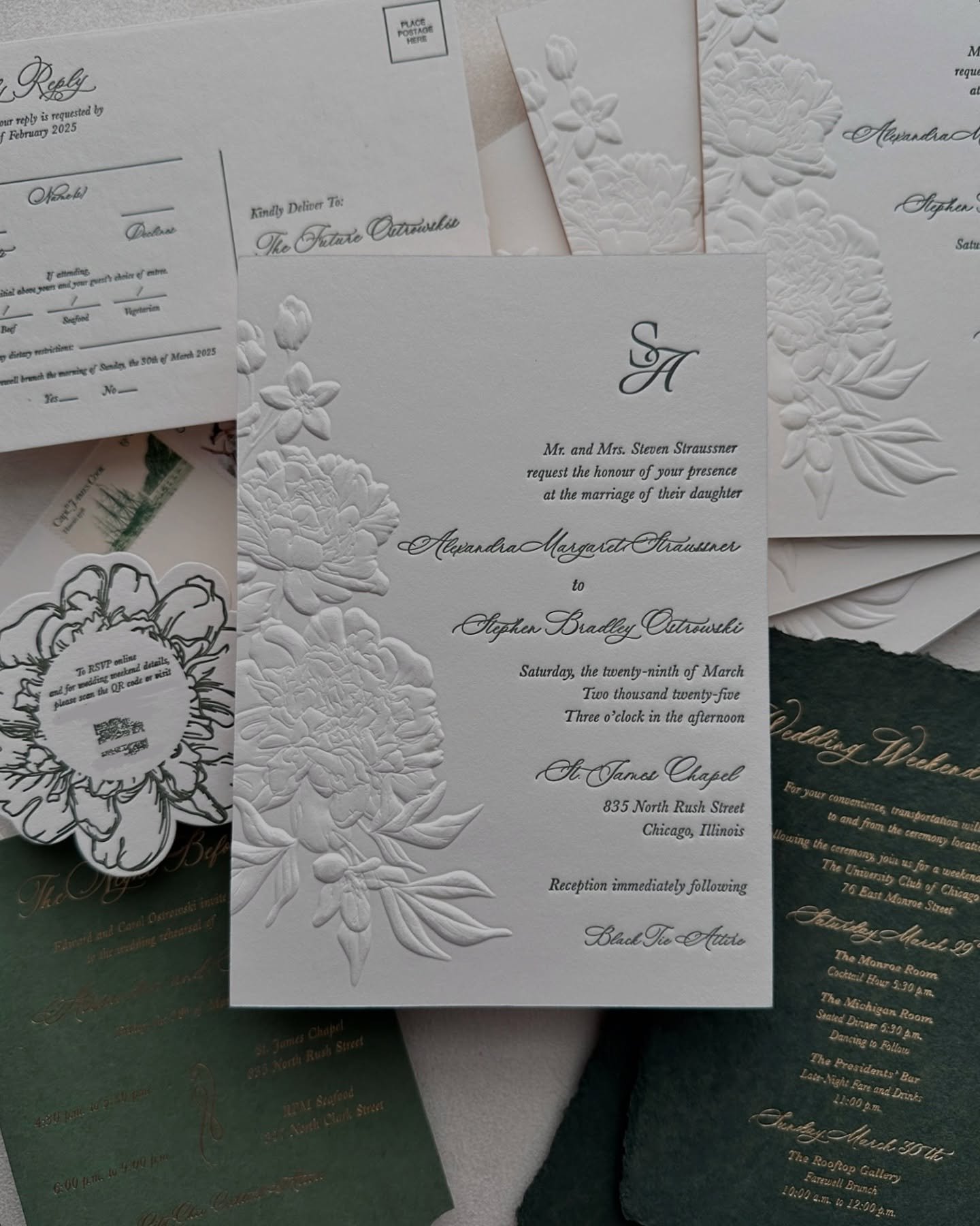 Luxe!
.
Sculpted emboss, letterpress, die-cutting and foil come together for one beautiful suite. So happy to bring this vision to life for our #chicagobride 
.
.
.
#weddingstationery #savethedate #custominvite #weddinginvitations #handmadepaper #ele