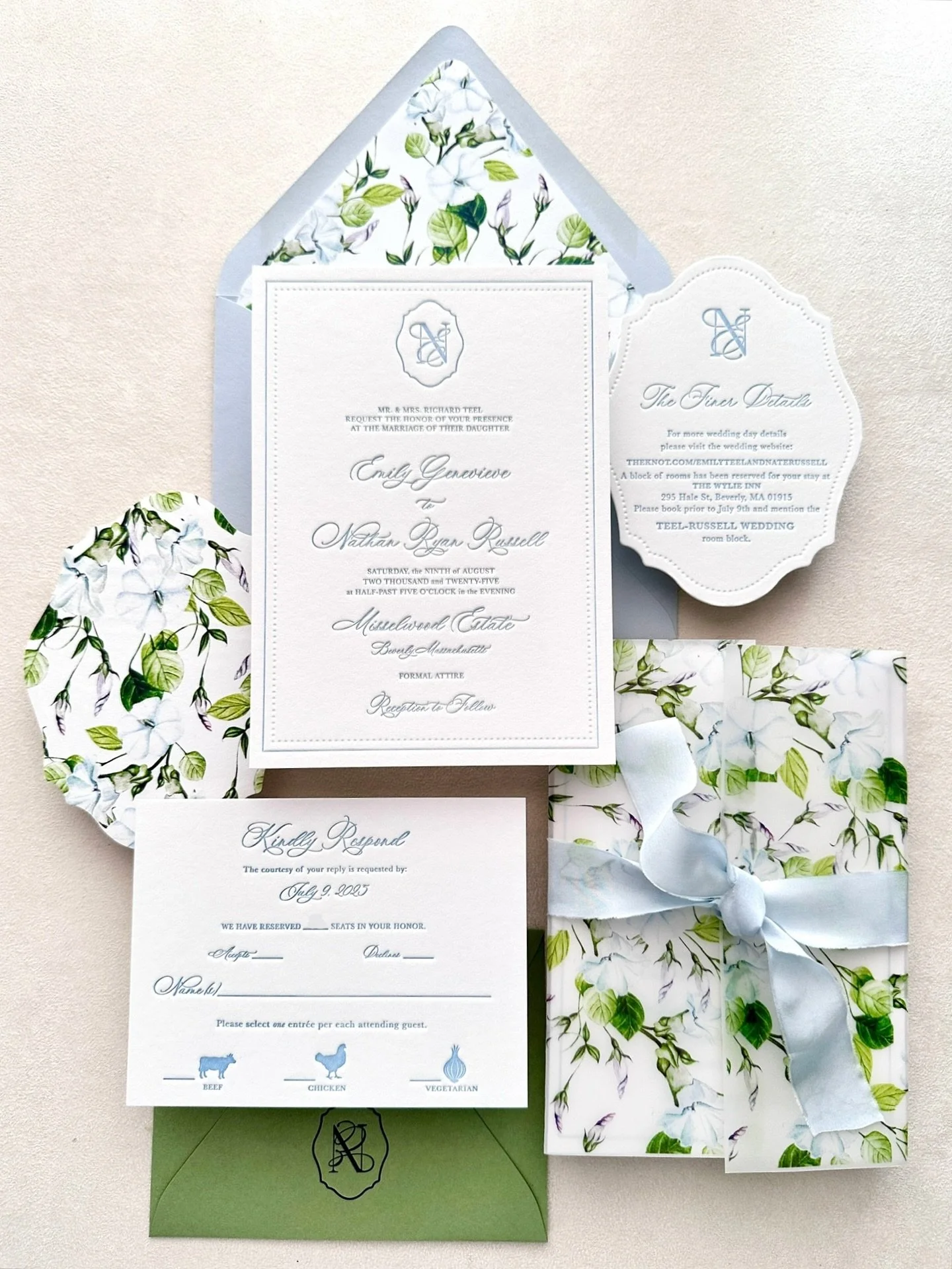A suite complete with notes of Eucalyptus and Sky Blue for Misslewood Estates in Beverly, Massachusetts.
.
.
Paper by @ksh_signaturepress 
.
.
#weddingstationery #custominvite #weddinginvitations #elegantinvitations #weddinginspiration #letterpress #