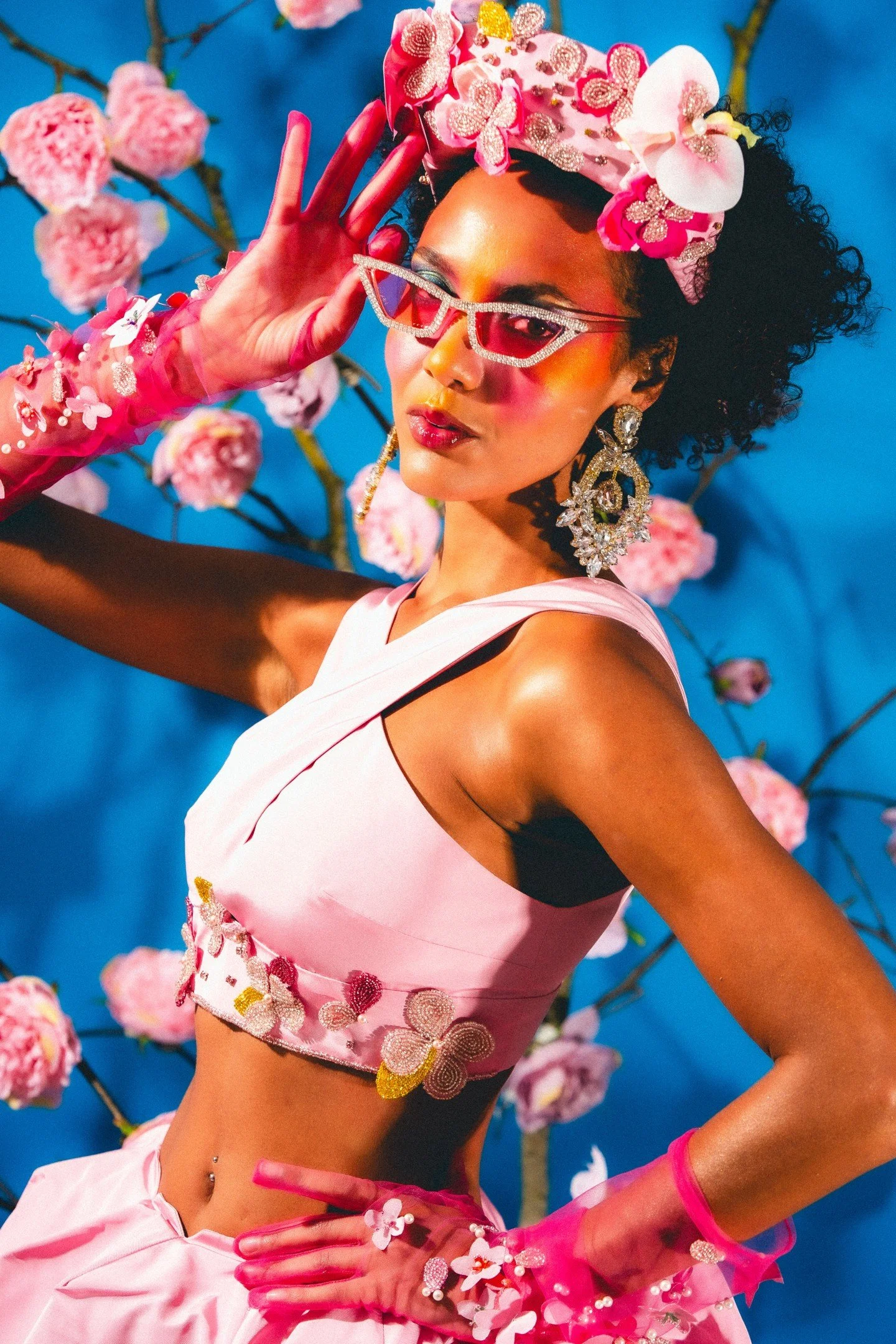 Edition 01 | Beneath Her Silence
Bloom and the Bow

In front of the lens, she doesn't pose &mdash; she radiates.
A living bloom in motion&mdash;power in presence.
The camera doesn&rsquo;t just capture her &mdash; it listens.

#HandanLondon
#BloomAndT