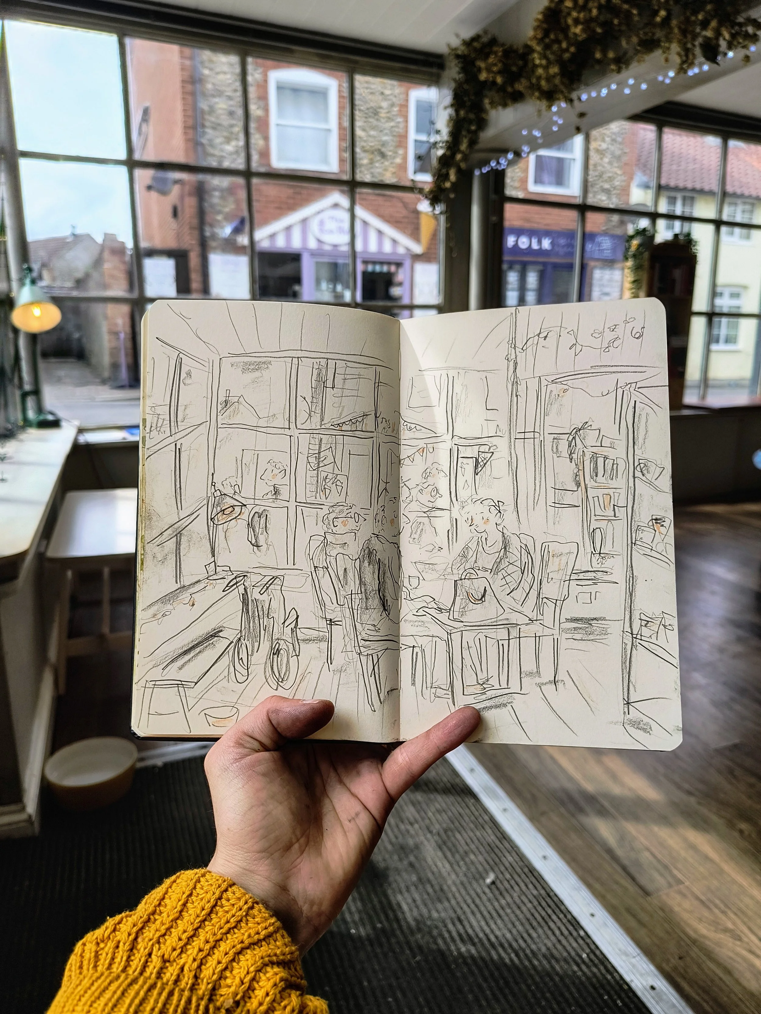 szkicownik w kawiarni sketchbook in cafe