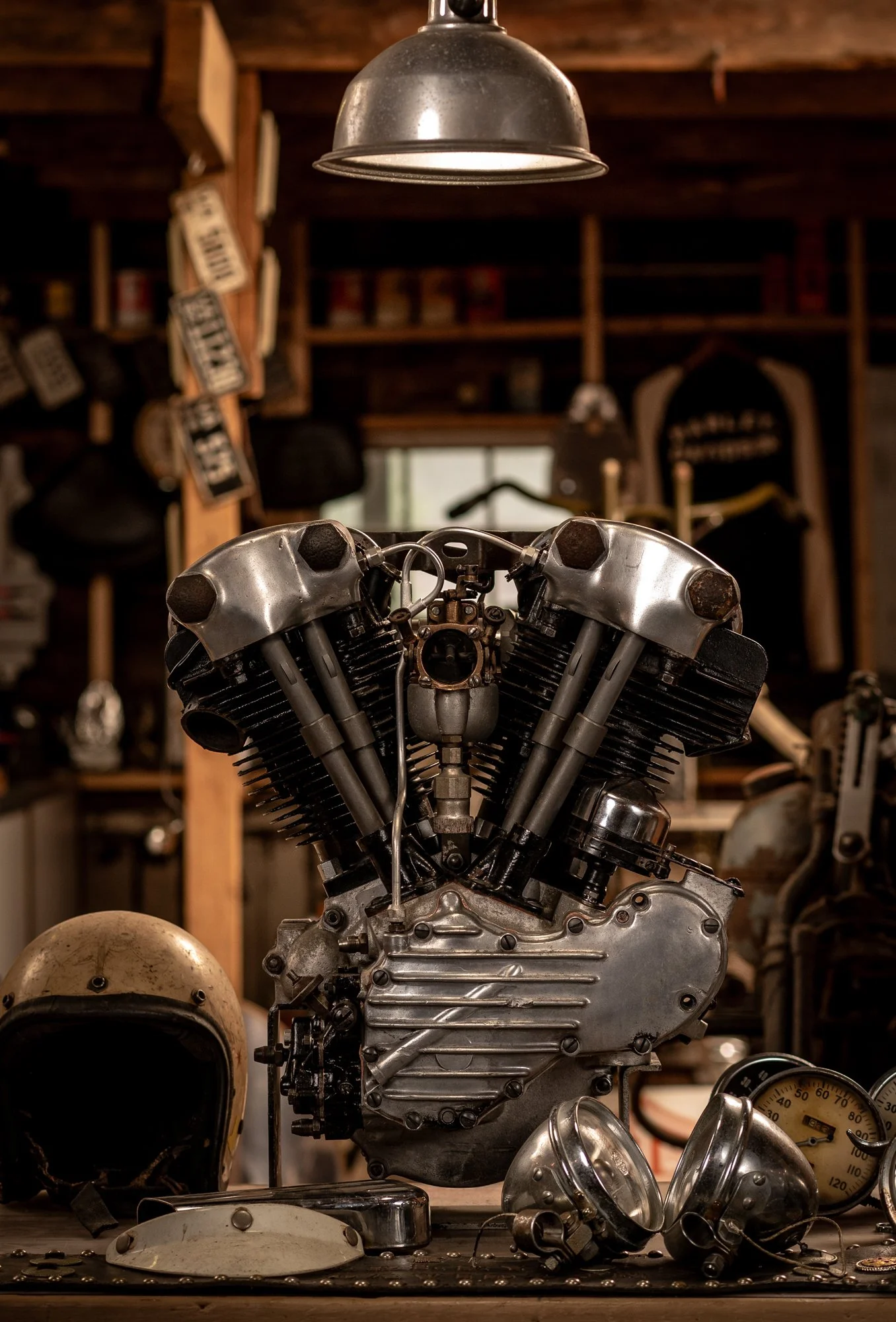 KnuckleHead_Motor_StillLife.jpg