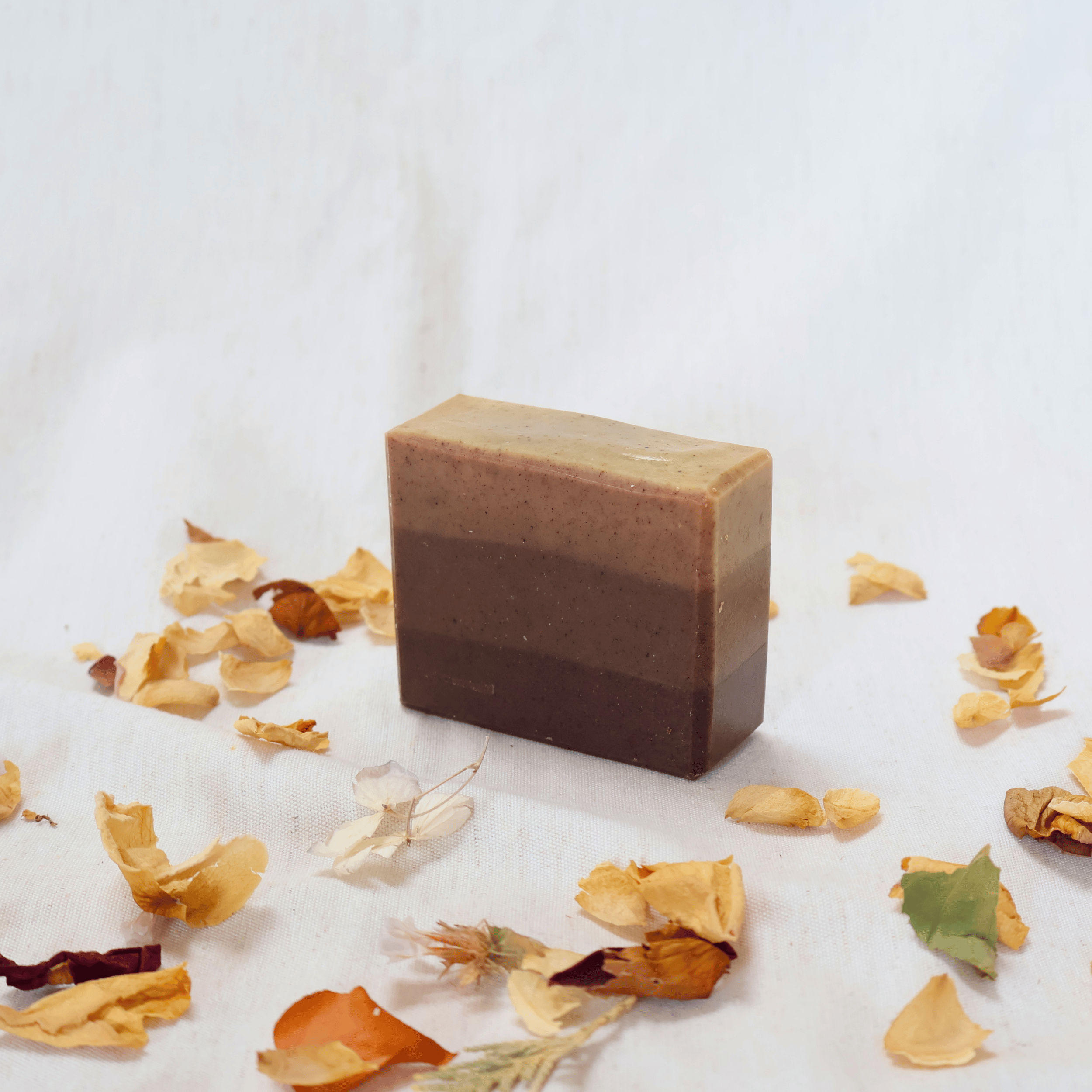 Handmade_natural_cinnamon_cloves__chrismas_soap_bar.png