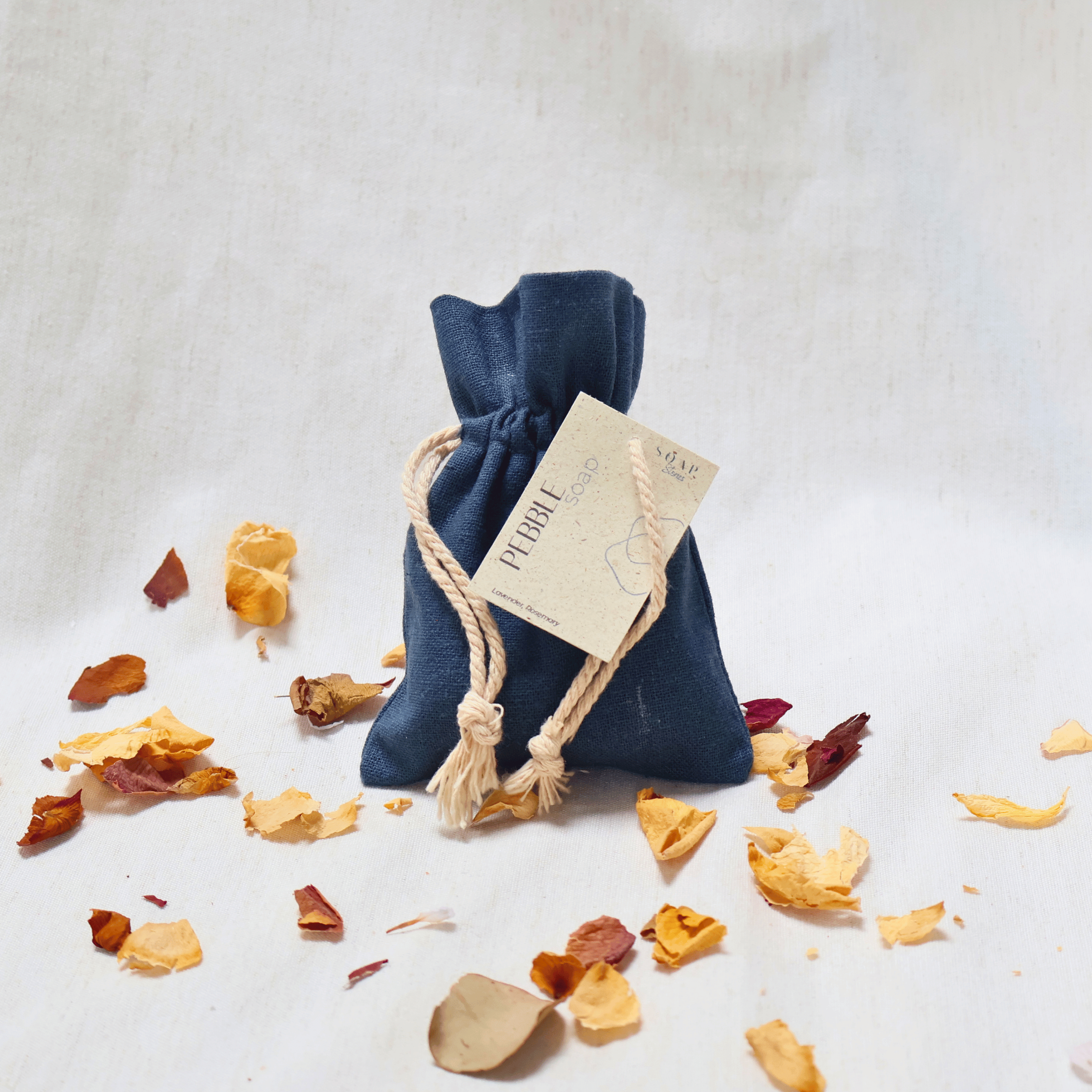 Lavender_natural_pebble_soap_pouch_detail.png