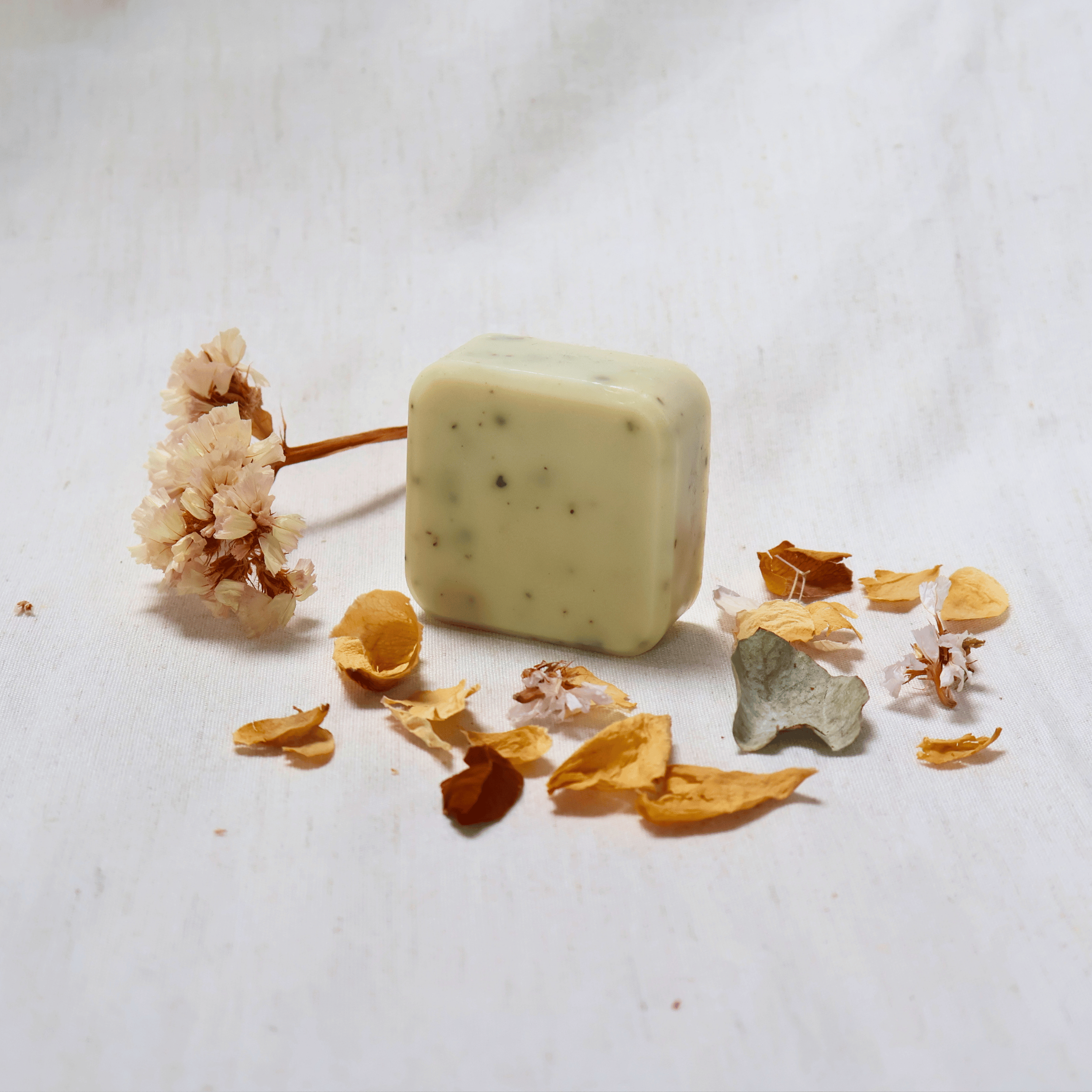 handmade_mini_soap_bar_green_clay_peppermint_eucalyptus.png