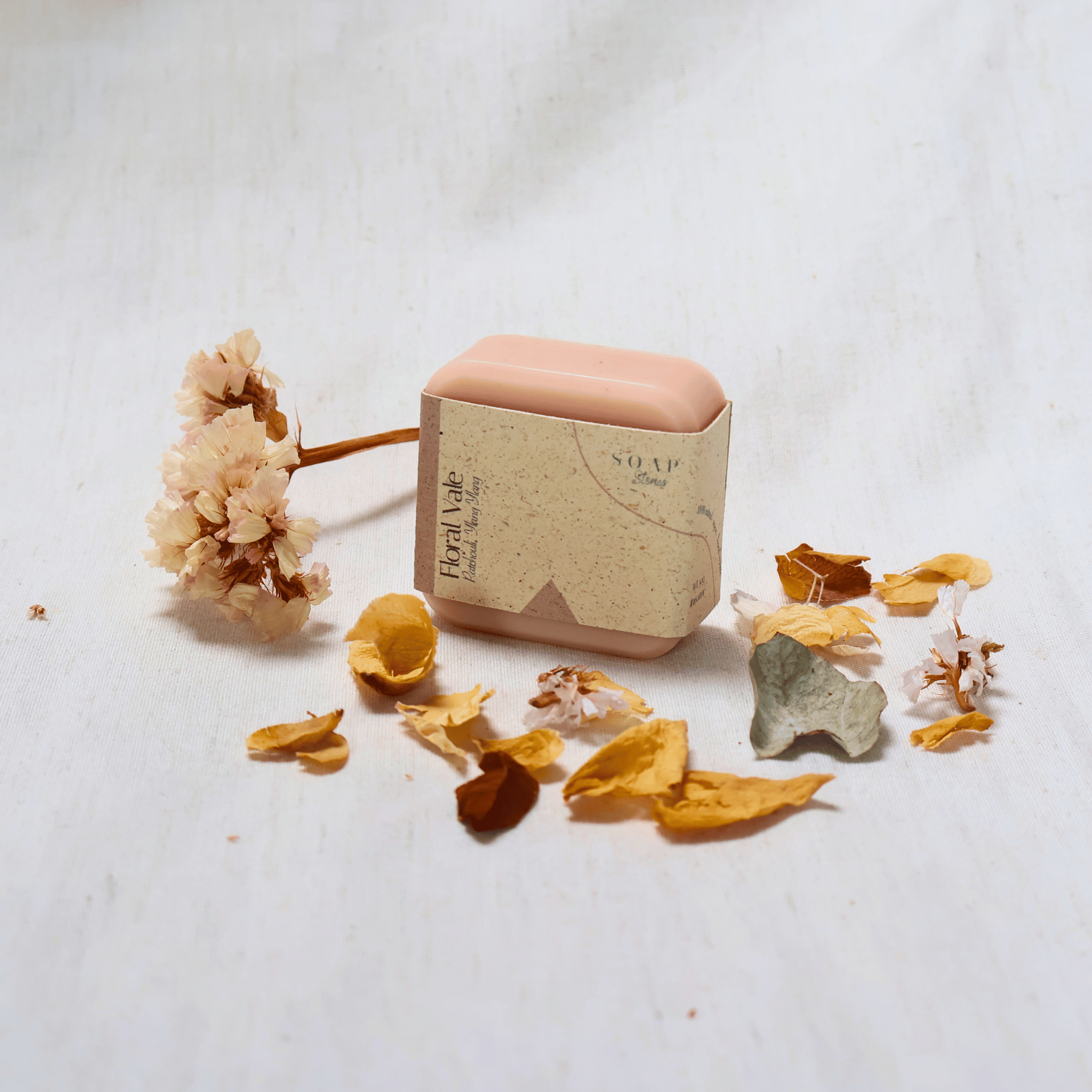 handmade_mini_soap_bar_pink_clay_patchouli_ylang_ylang_detail.png