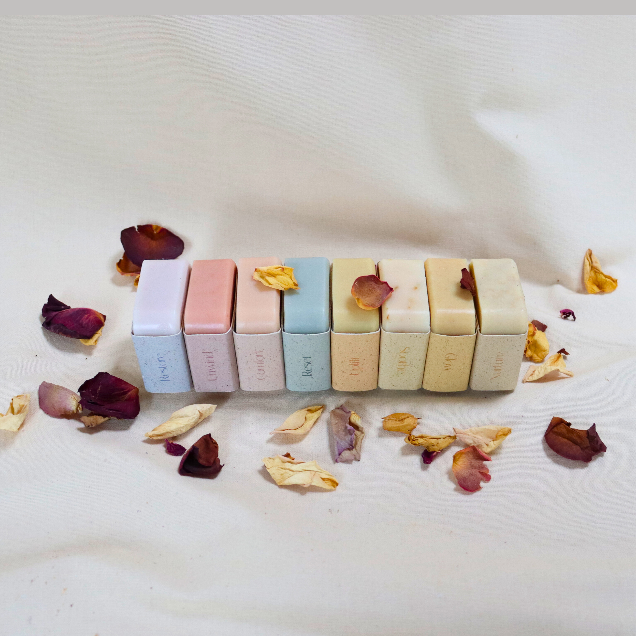 handmade-mini-soap-collection-detail.png