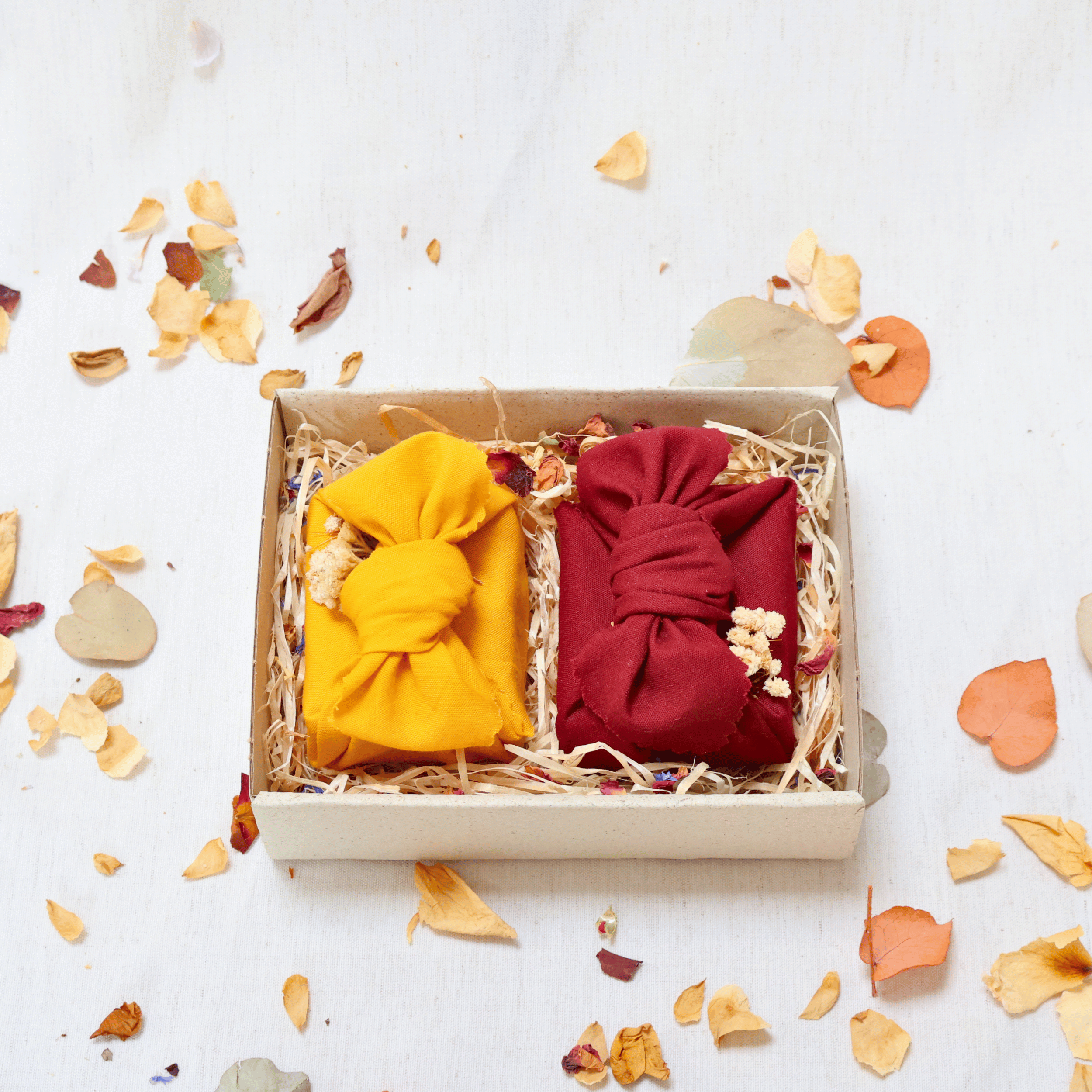 Furoshiki_gift_set_natural_soaps_detail.png