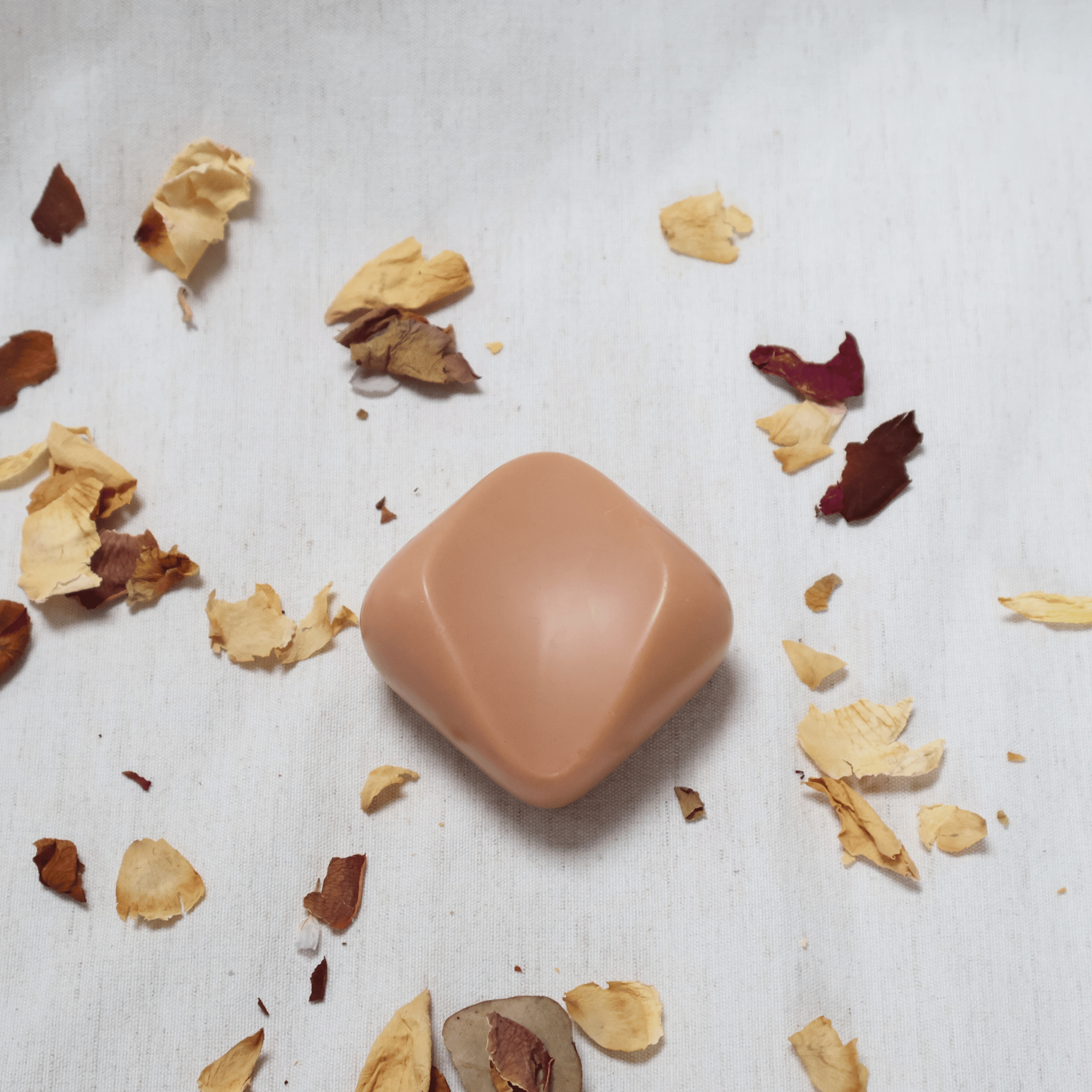 pink_clay_pebble_natural_soap.png