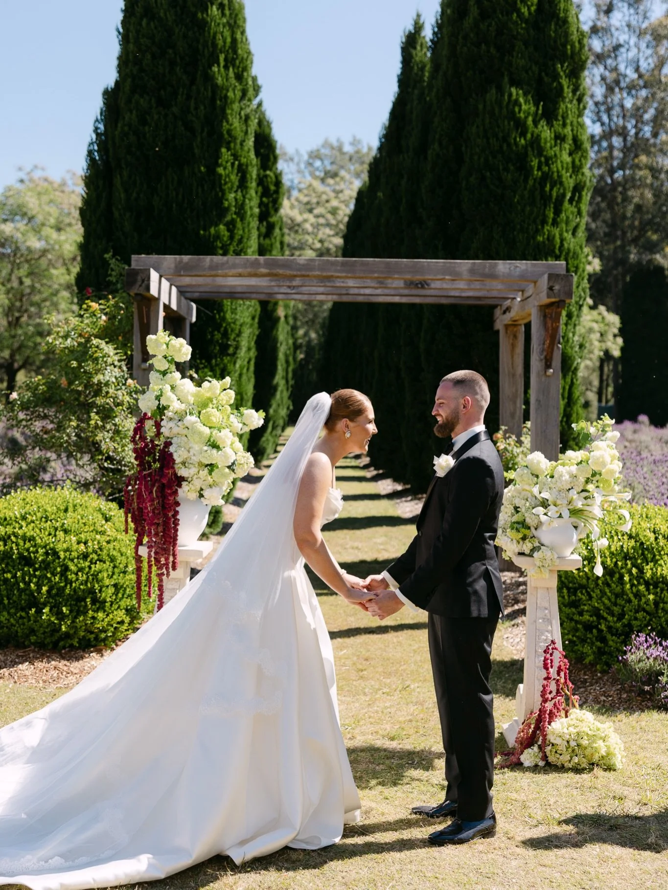 5 things I adored about Amelia and James&rsquo; Redleaf Wollombi ceremony⁣
⁣
The reverse aisle moment: Amelia didn&rsquo;t walk through her guests towards James &ndash; she walked through the lavender fields, with her guests watching as she made her 