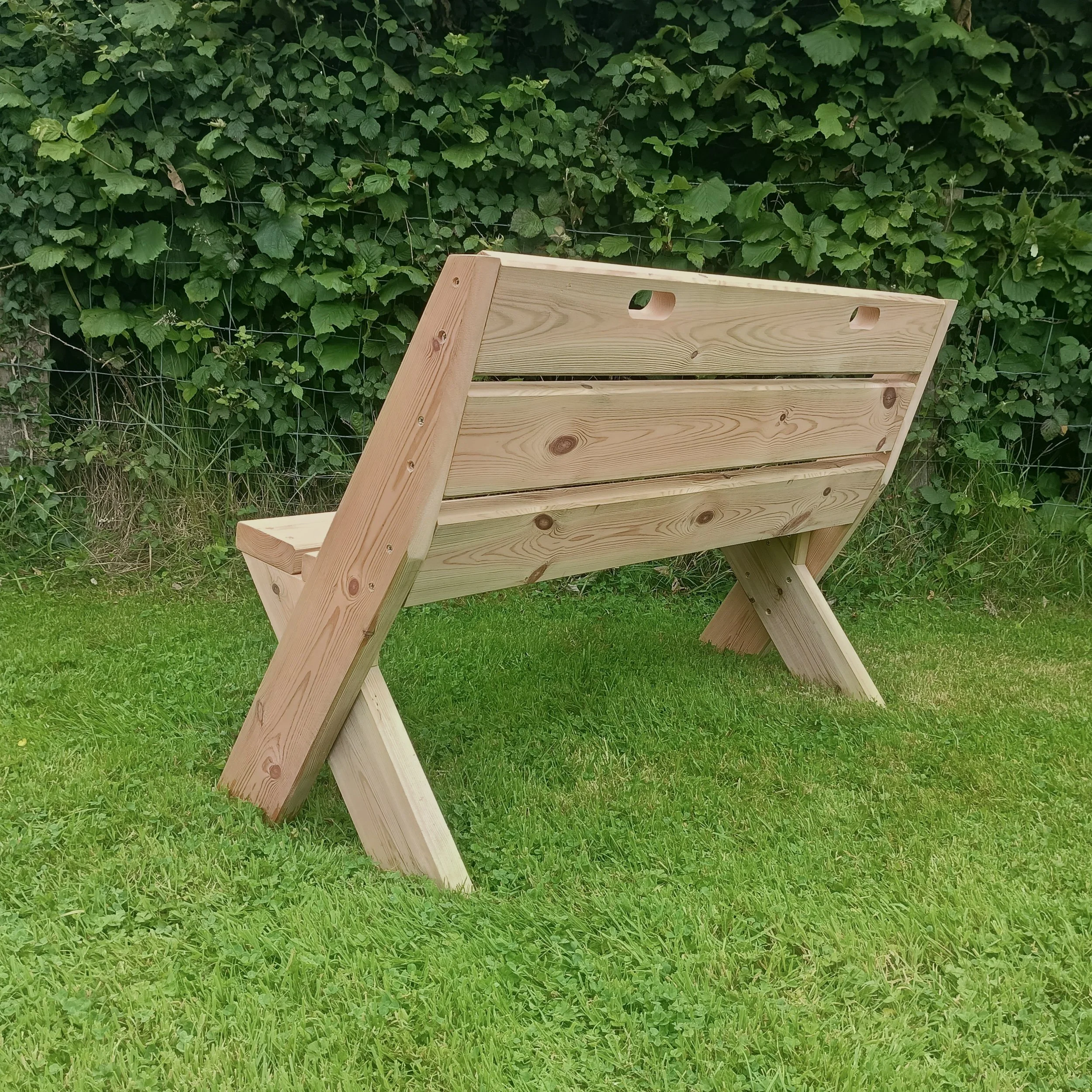Bench 4.jpg