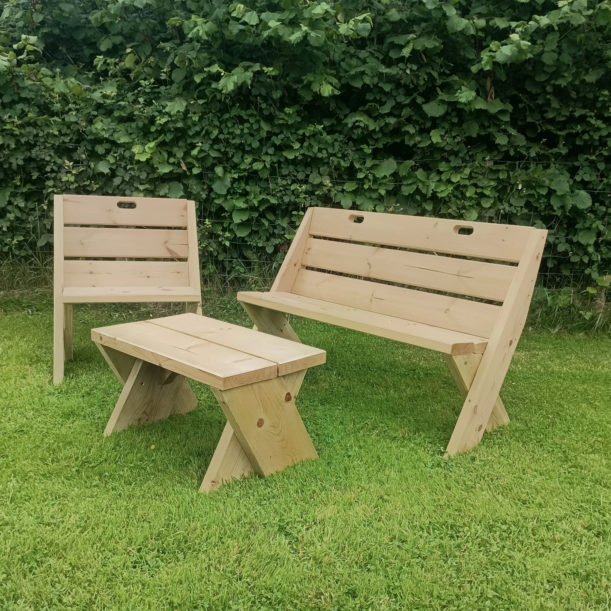 Bench Chair Table 1.jpg