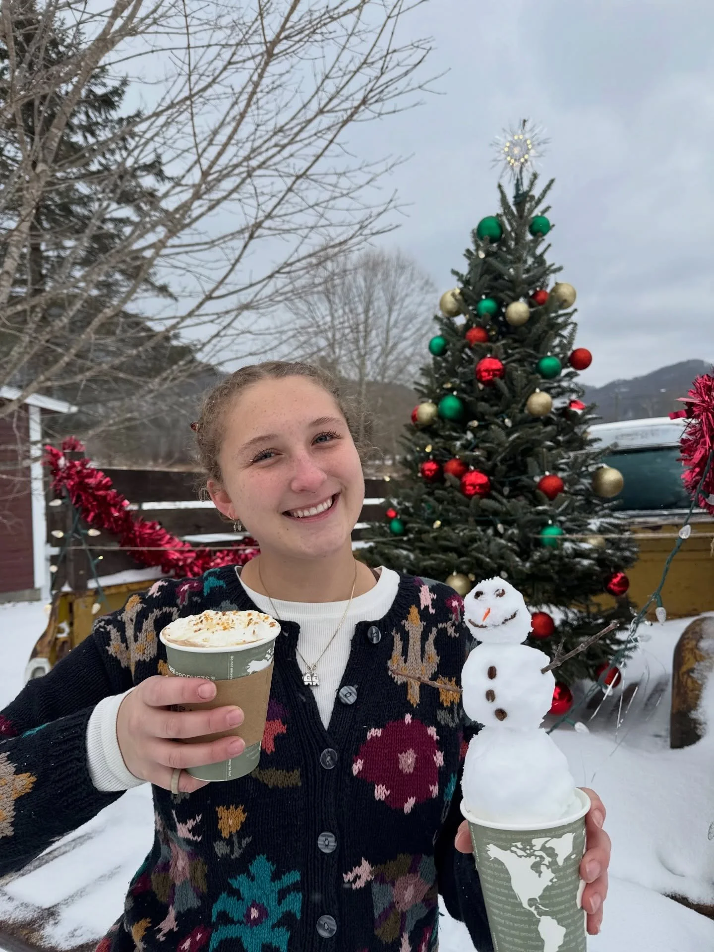 I couldn&rsquo;t decide if I wanted a latte or to build a snowman, so I did both! ❄️ 

#ValleCrucis #SupportLocal #PearlsKitchen