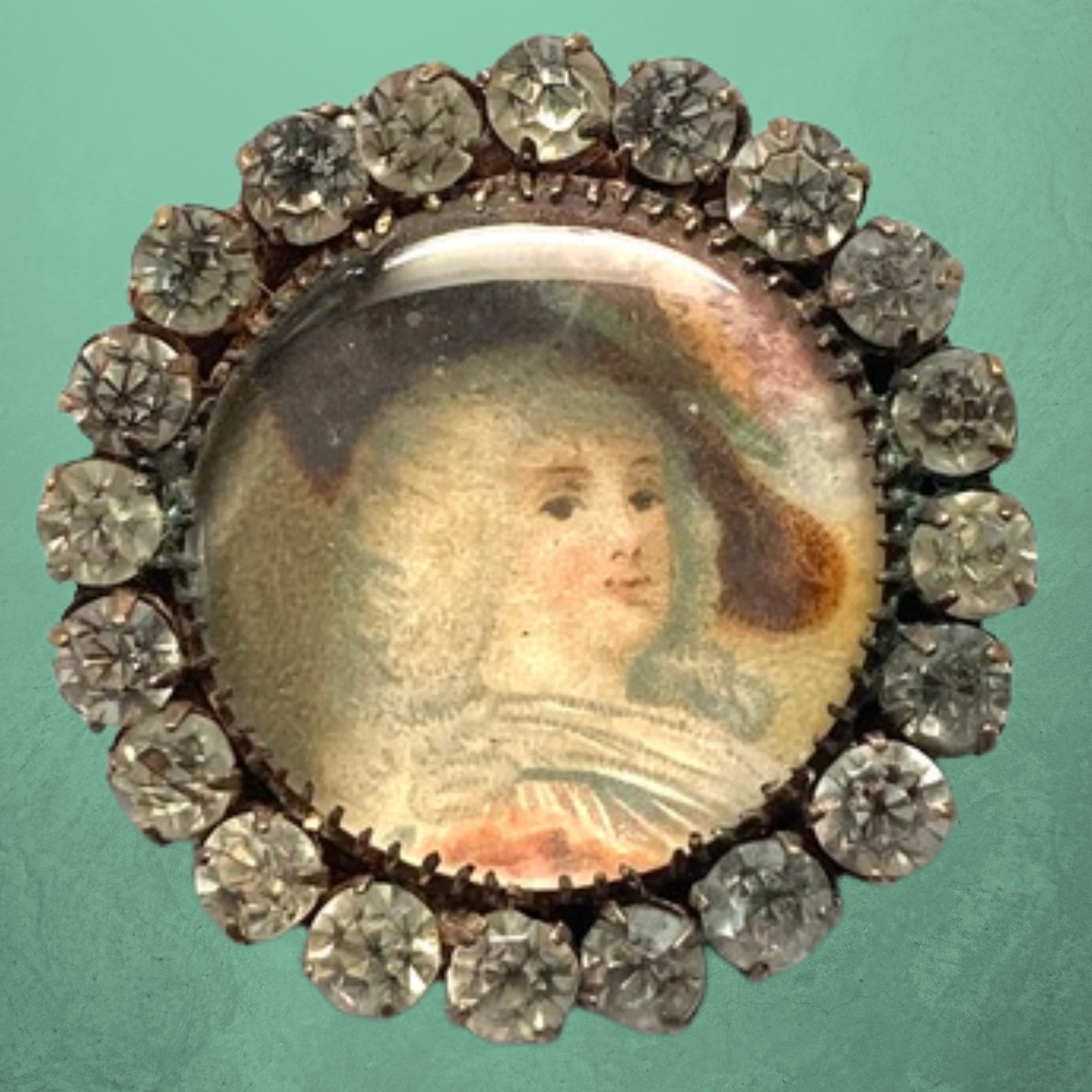 Medium 19th Century Button Lovely Lady under Glass with Paste Border