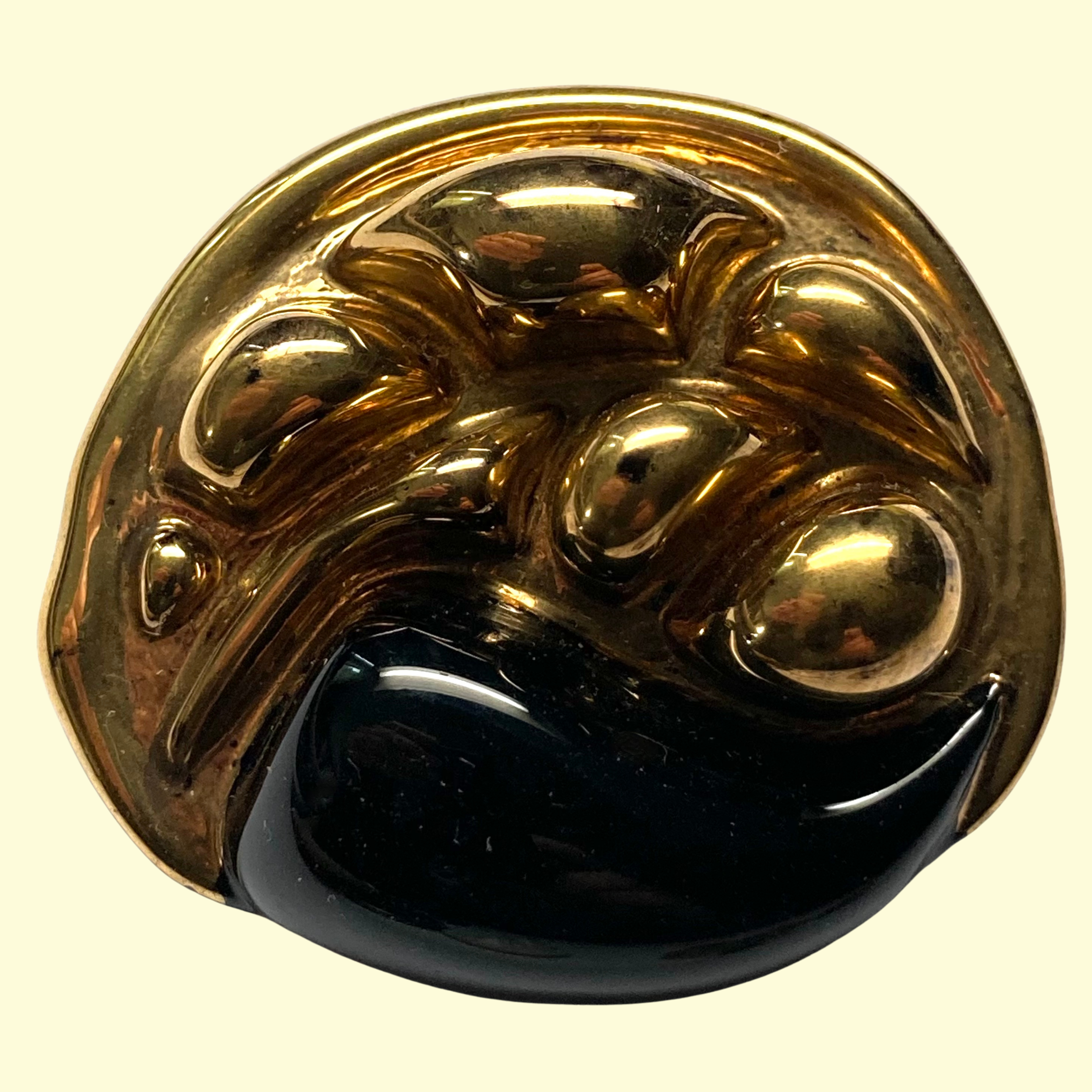 1-516 Large $18-70.png