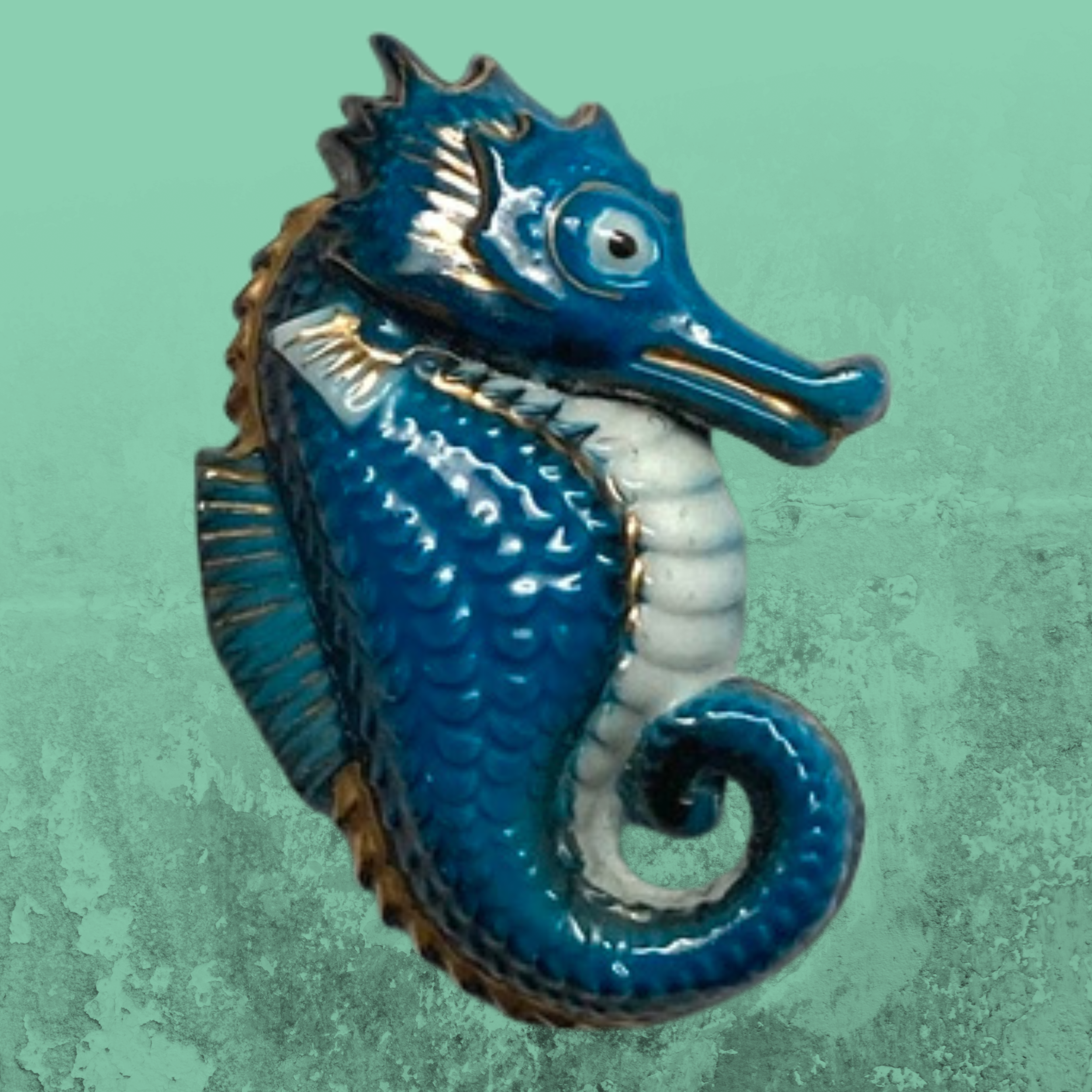 Medium Japanese Toshikane Arita Seahorse Button