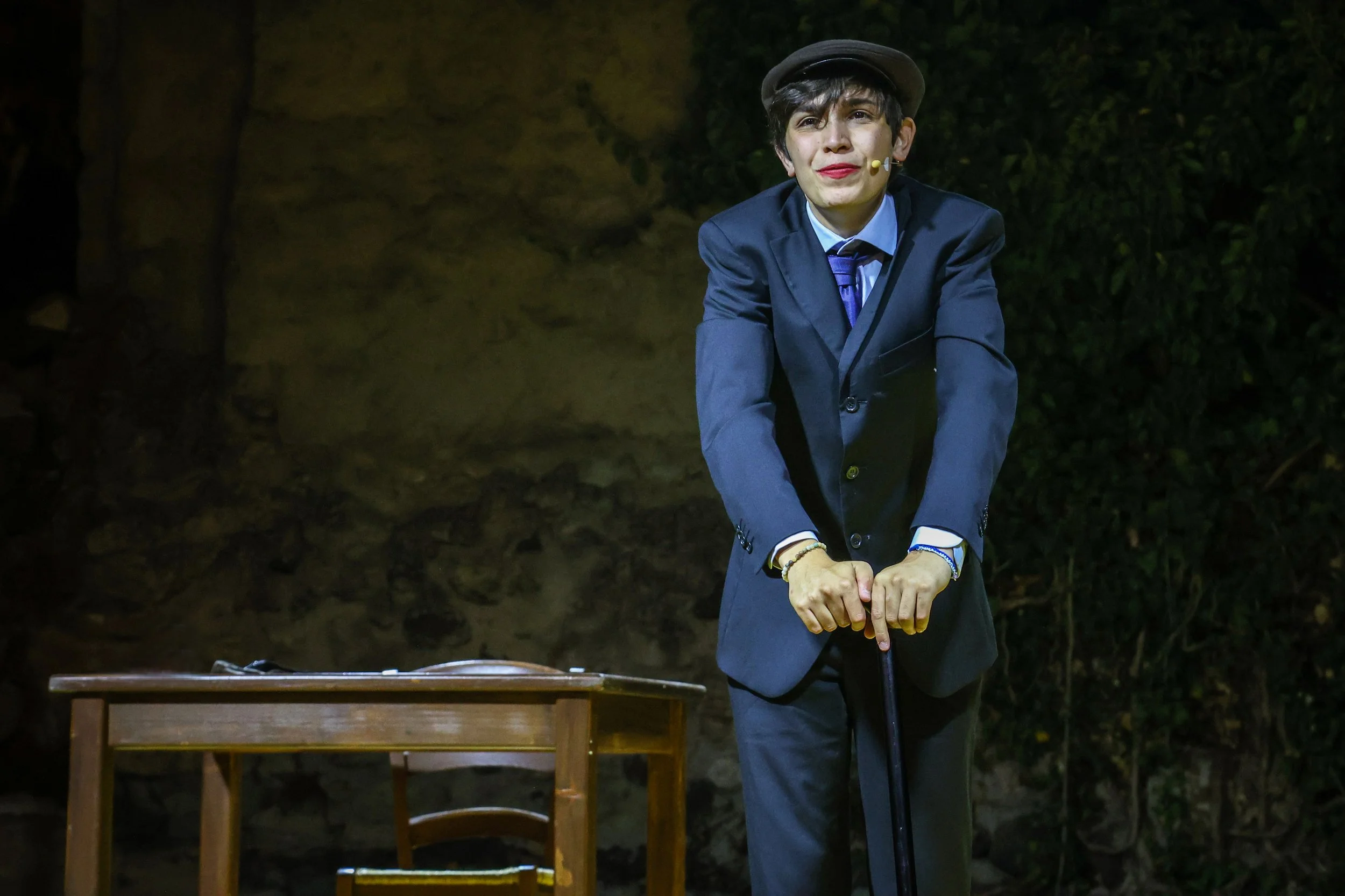 Chiuso per festa + Laboratorio di scrittura