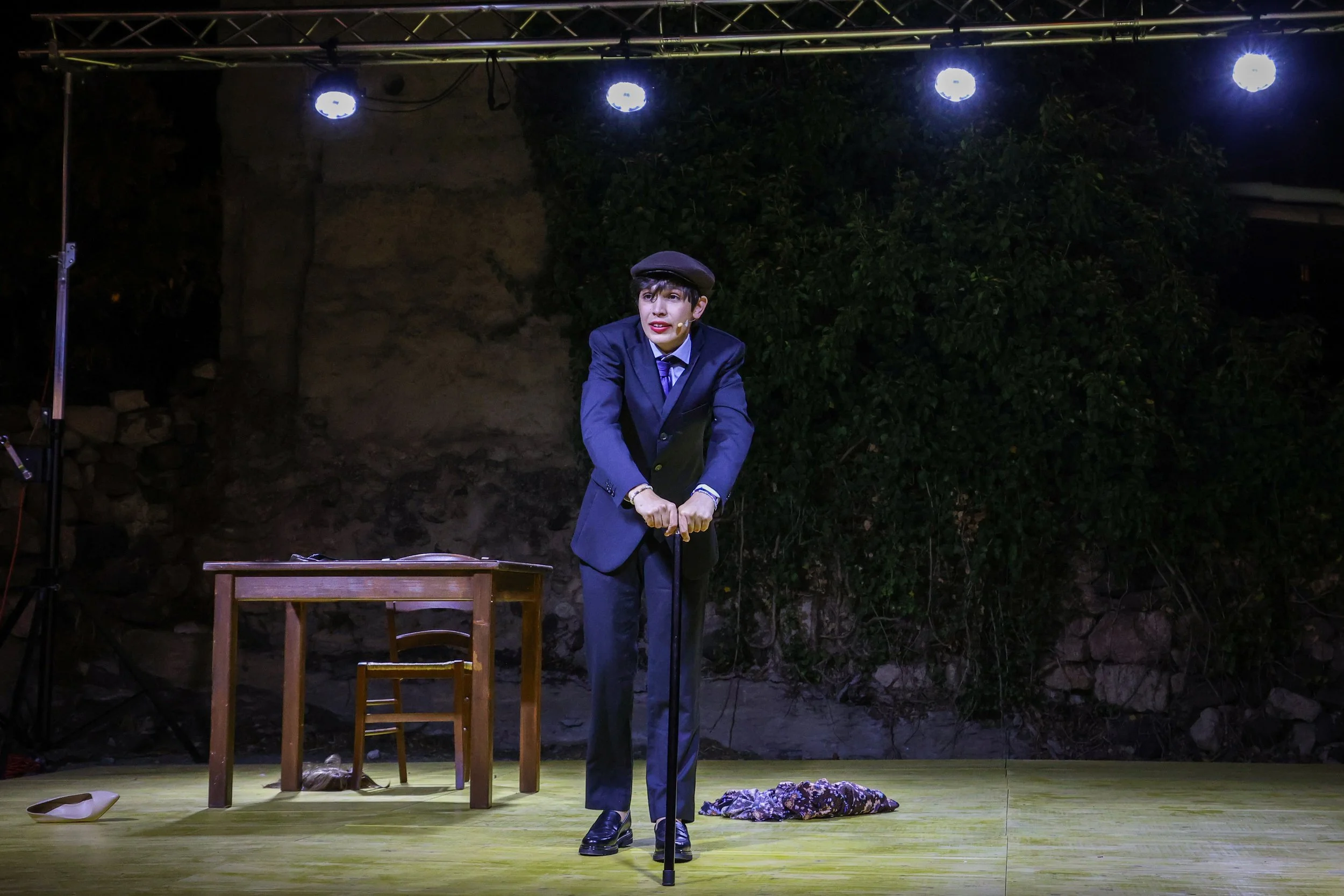 3_chiusoperfesta (phAzzurraPrimavera).jpg