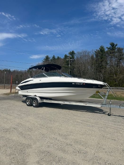 2010 CrownLine 260 LS