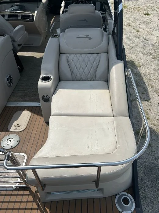 pontoon11.jpeg