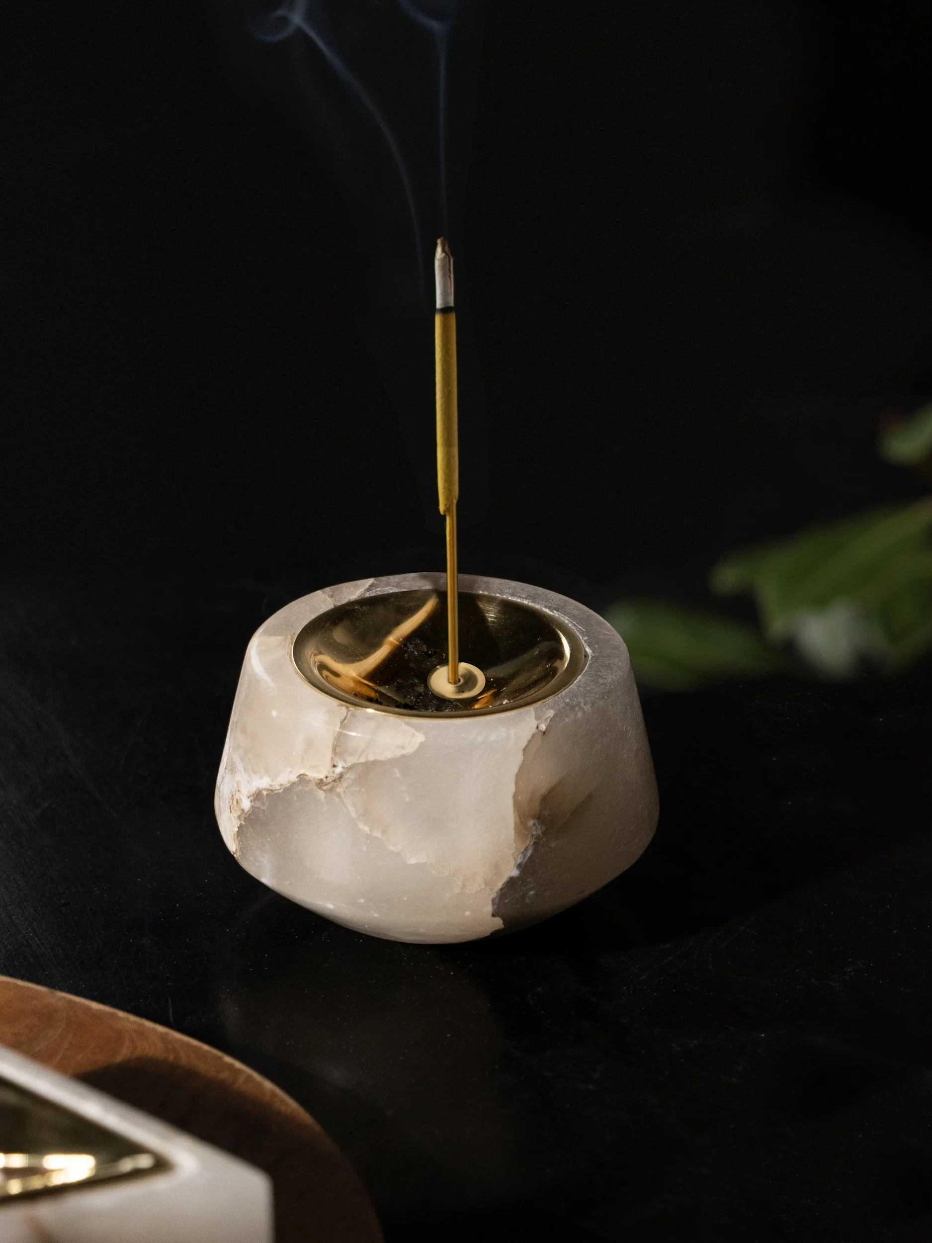 Antica Scultura Incense Holder