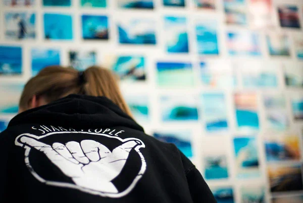 Hoodie_Lifestyle_grande.webp