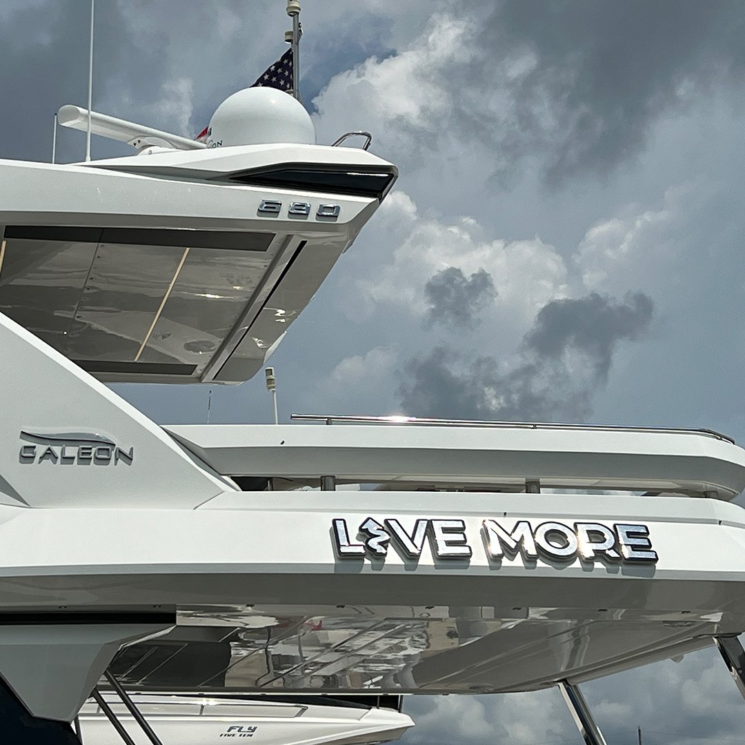 Galeon680Fly7.jpg