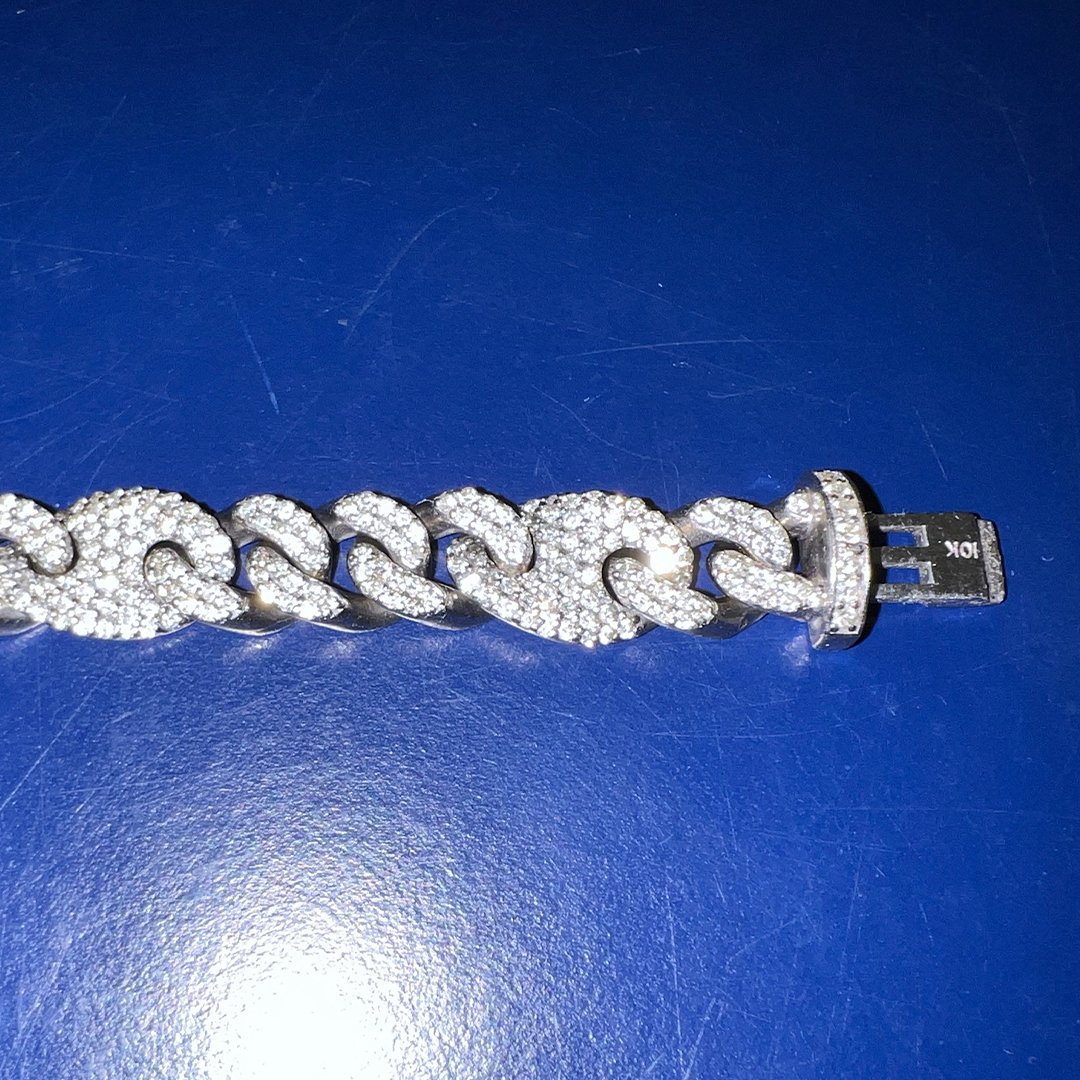 DiamondBracelet3.jpg