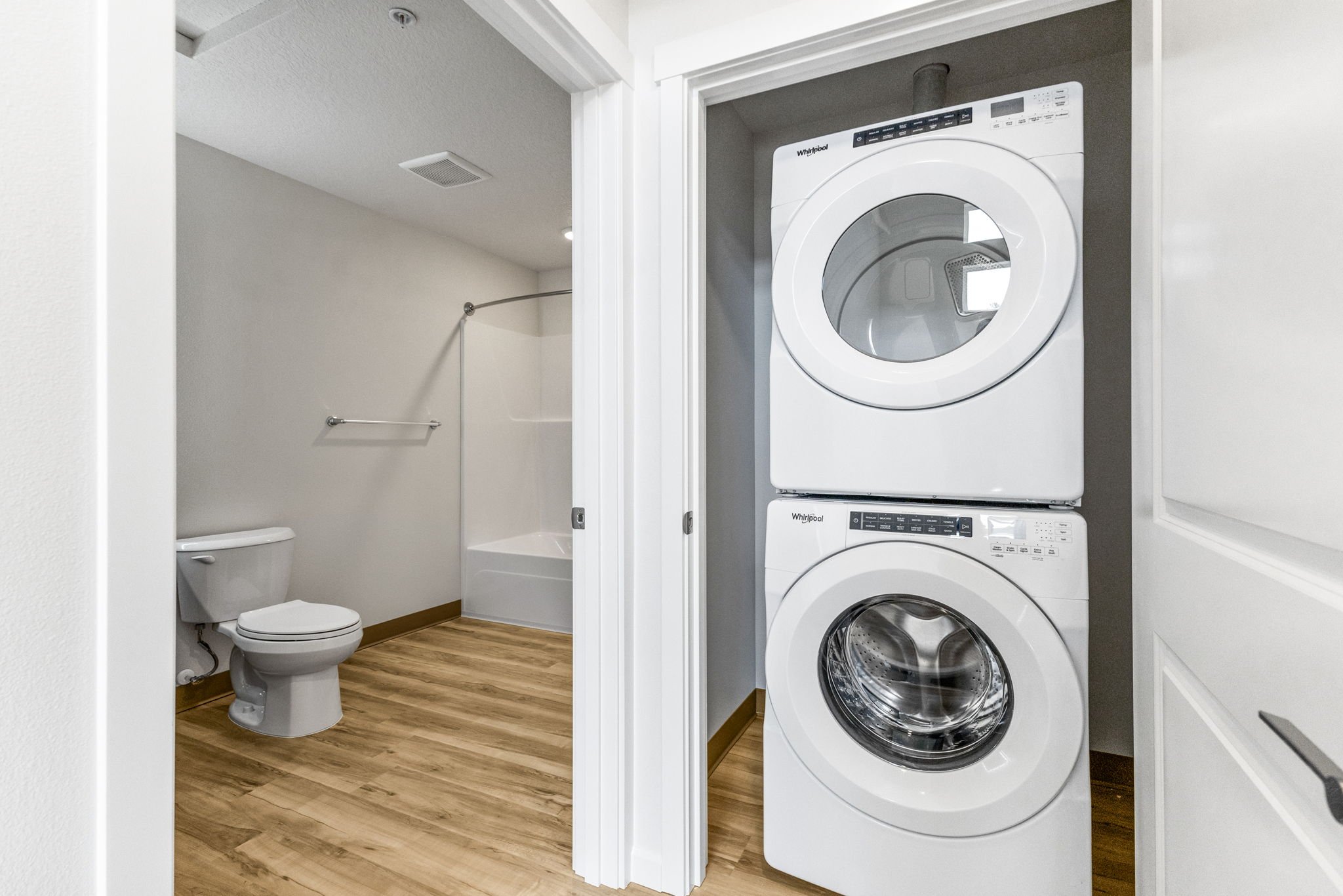 41-web-or-mls-Blossom Dr NE 41.jpg