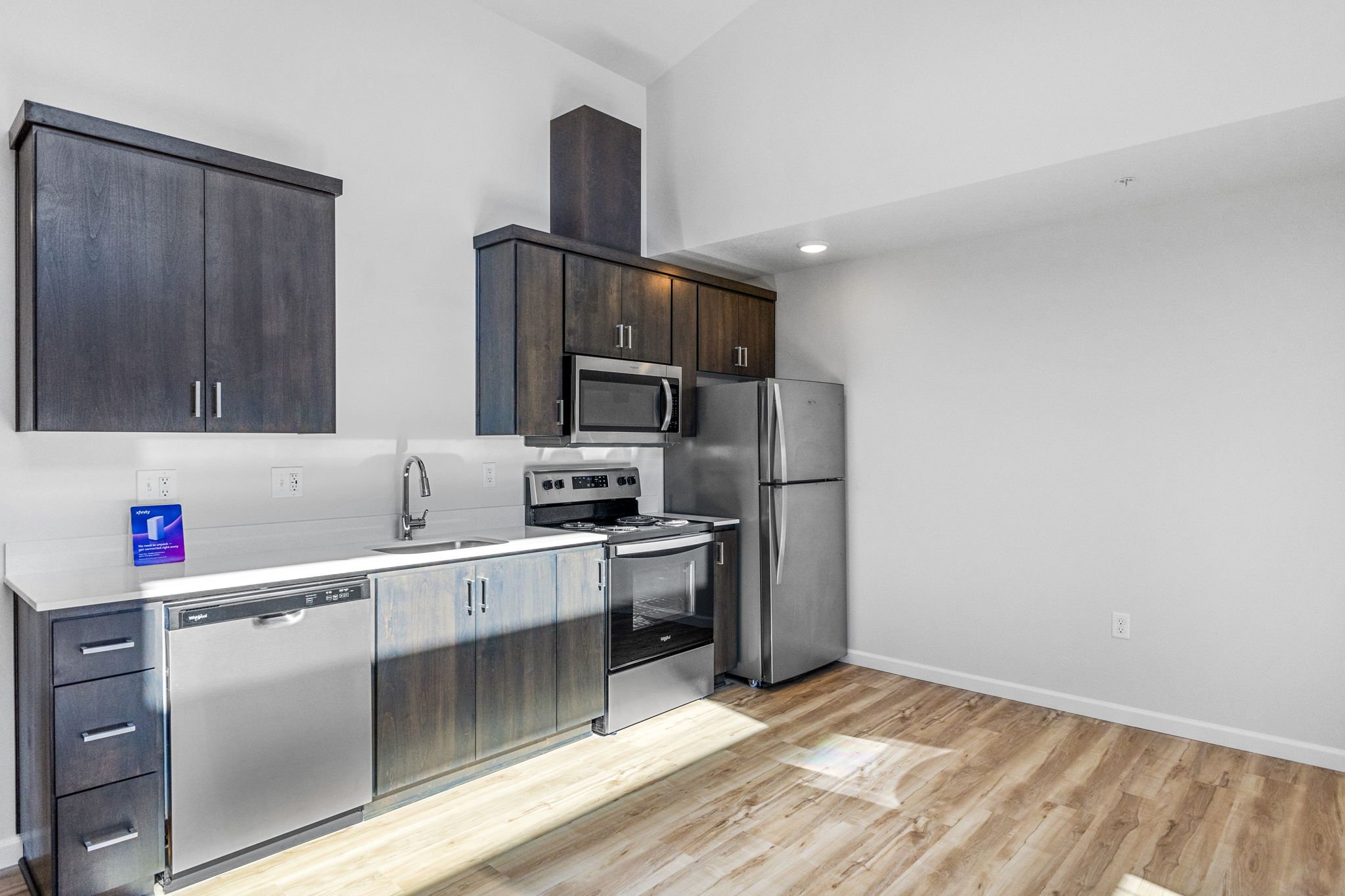 38-web-or-mls-Blossom Dr NE 38.jpg