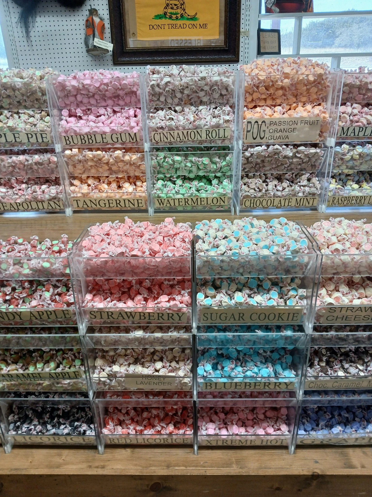Dutchman's Hidden Valley - Wall of Taffy.jpg