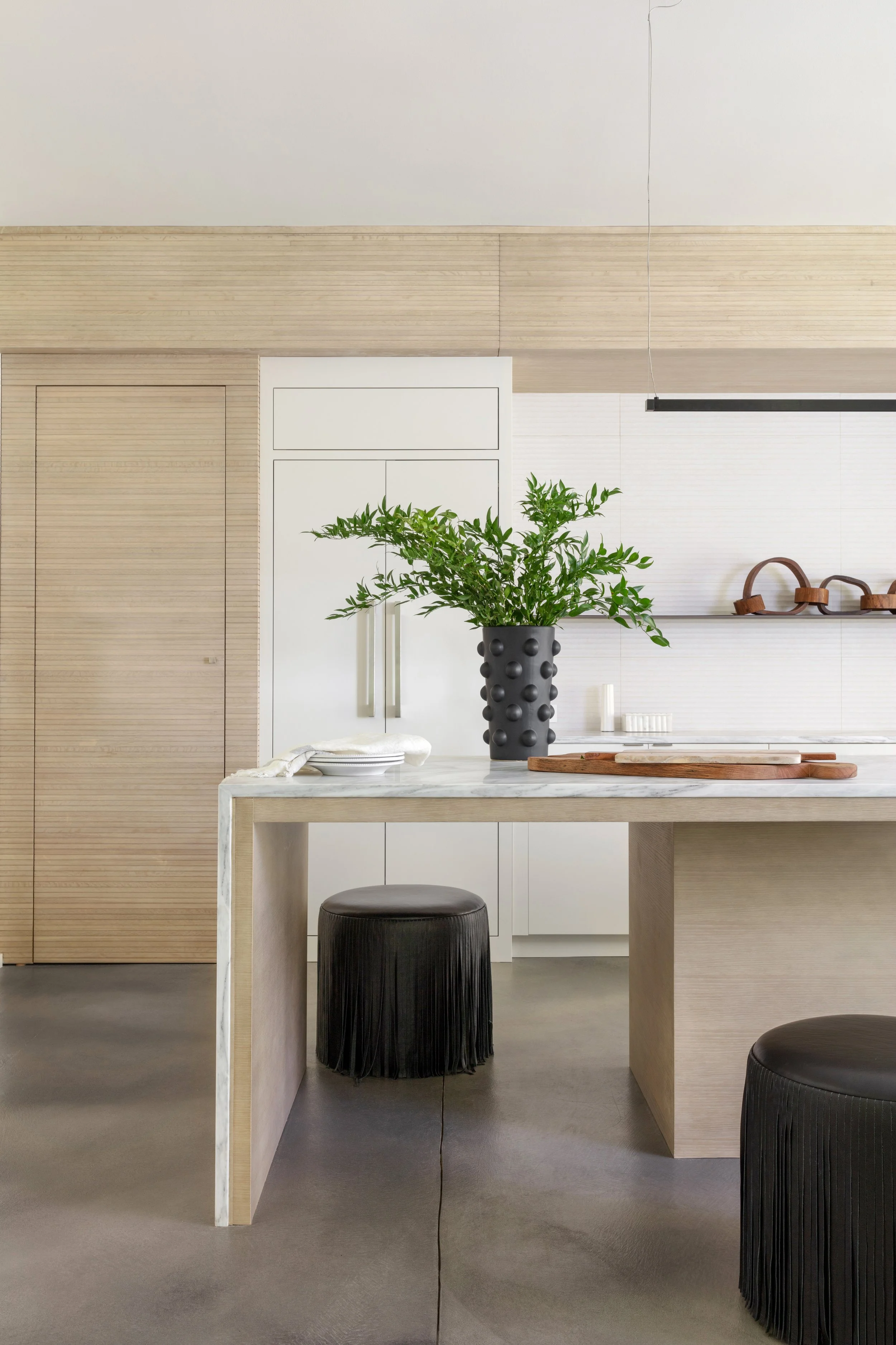 Best interior designer Atlanta, Residential interior design services, Luxury interior design, Modern interior design, Online interior design services, virtual interior design, Interior design studio in Atlanta, Modern kitchen design, Kitchen interior