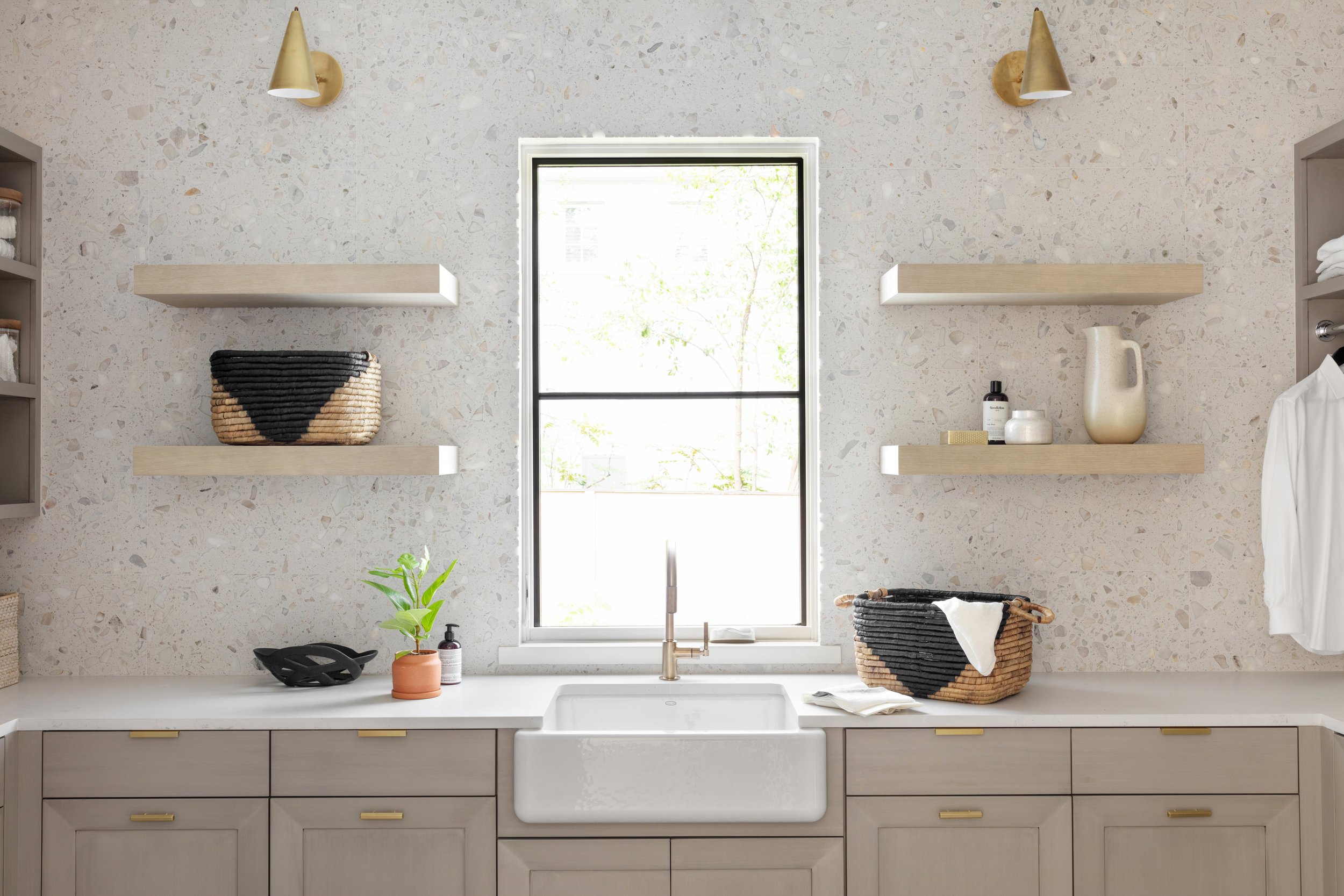 Atlanta interior designer, buckhead interior designer, Alpharetta interior designer, Best interior designer Atlanta, Residential interior design services, Luxury interior design, Modern interior design, Online interior design services, virtual interi