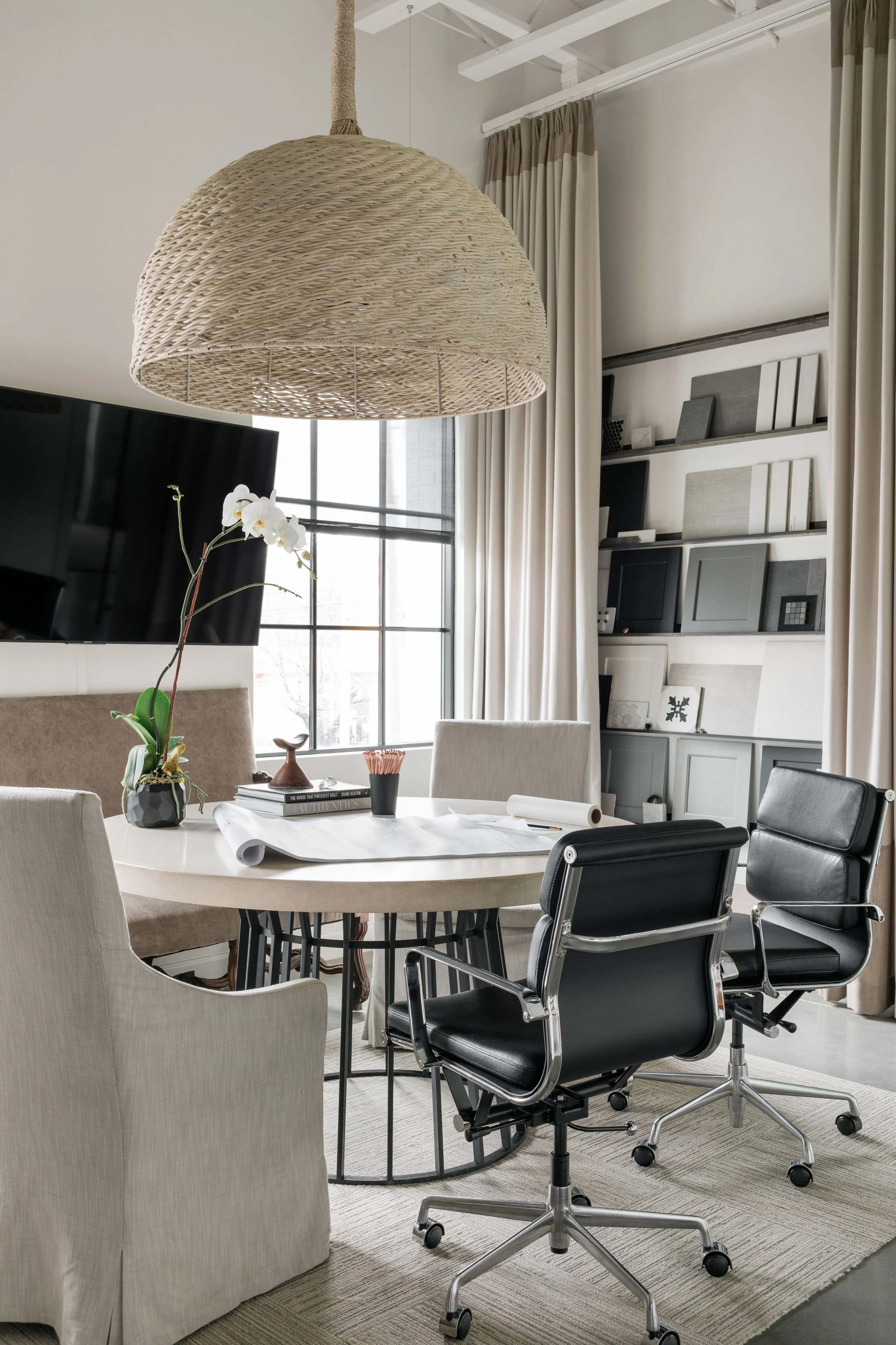 High end office design, interior design office, office design inspiration, Anthropologie, interest home design inspiration, Atlanta modern luxury interior designer, Luxury interior designer in Atlanta, High‑end interior design Atlanta