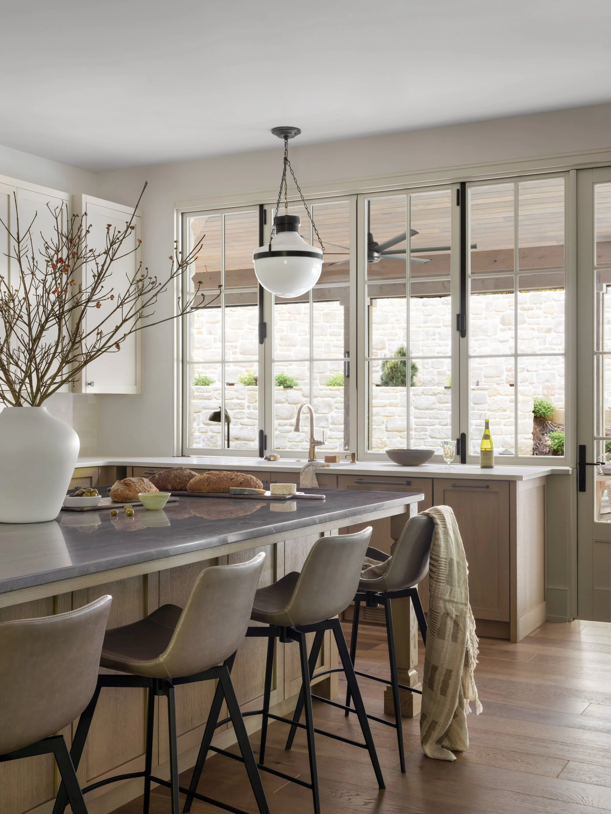 Atlanta interior designer, buckhead interior designer, Alpharetta interior designer, Best interior designer Atlanta, Residential interior design services, Luxury interior design, Modern interior design, Online interior design services, virtual interi