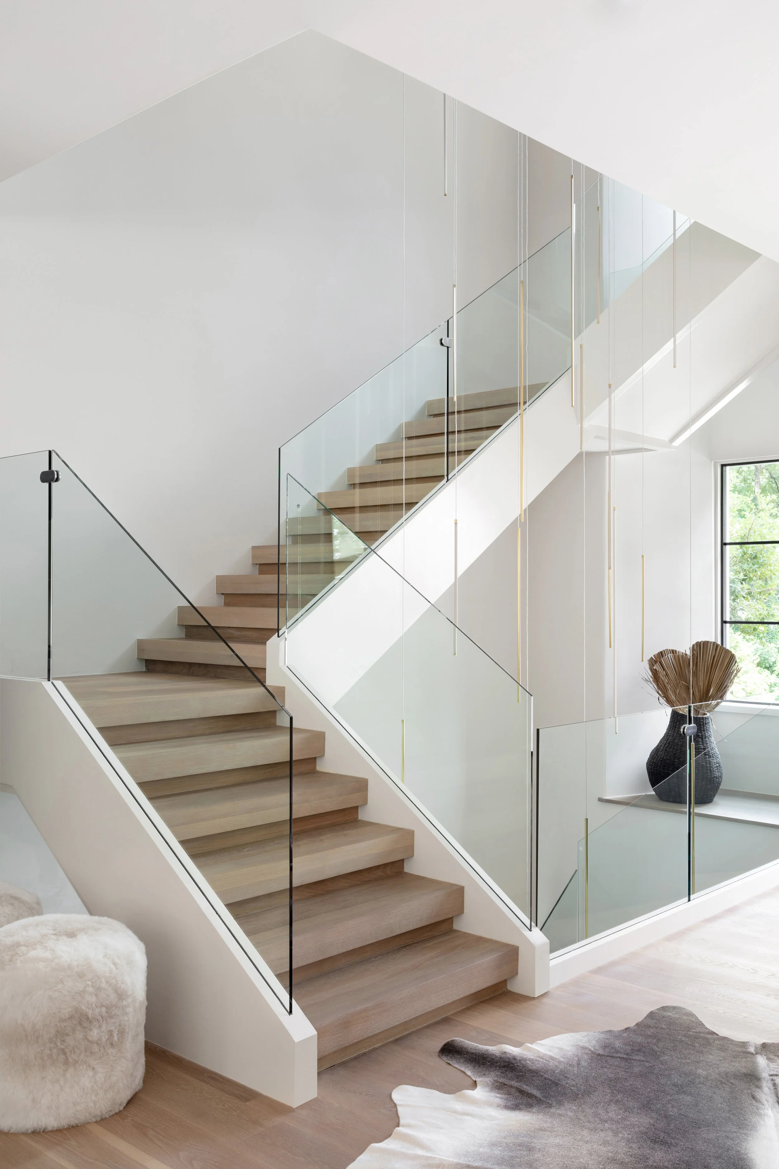 Best interior designer Atlanta, Residential interior design services, Luxury interior design, Modern interior design, Online interior design services, virtual interior design, Interior design studio in Atlanta, Luxury modern interior design, Modern l