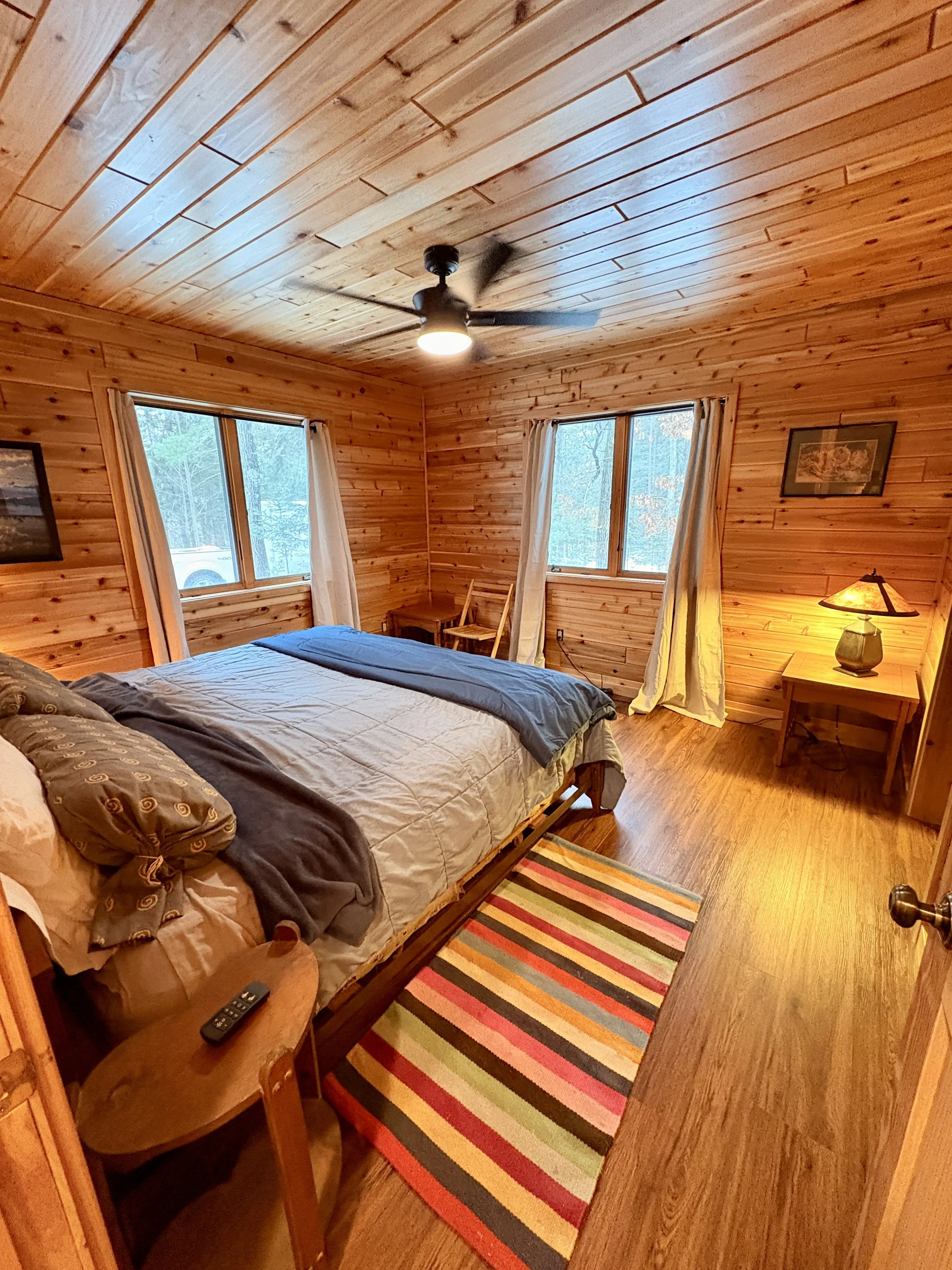 simply-redo-danbury-wi-cabin-bedroom-blue-after-01.JPG