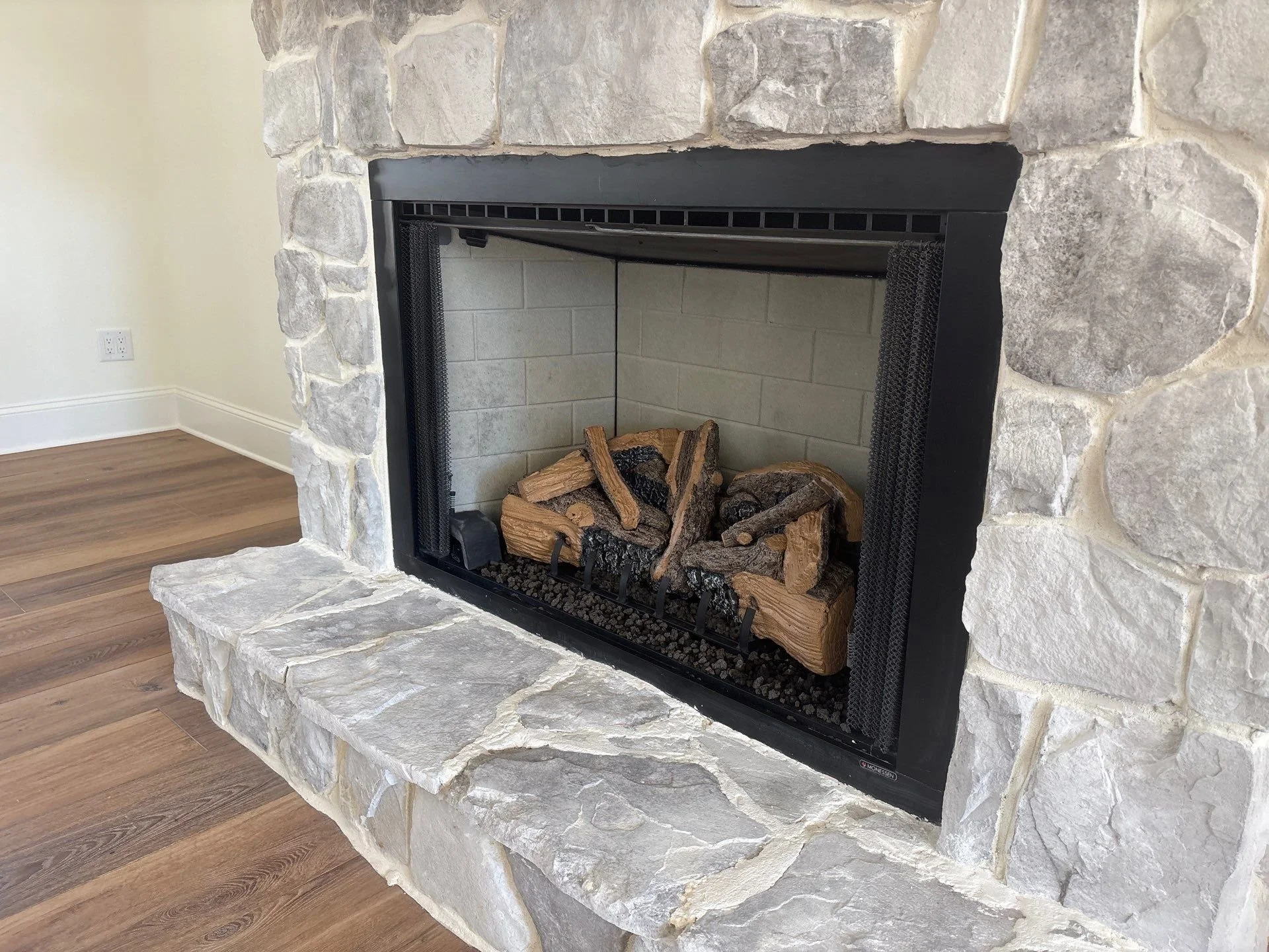 Monessen Exacta Vent-free Firebox and Real Fyre G19 Foothill Split Oak Logs