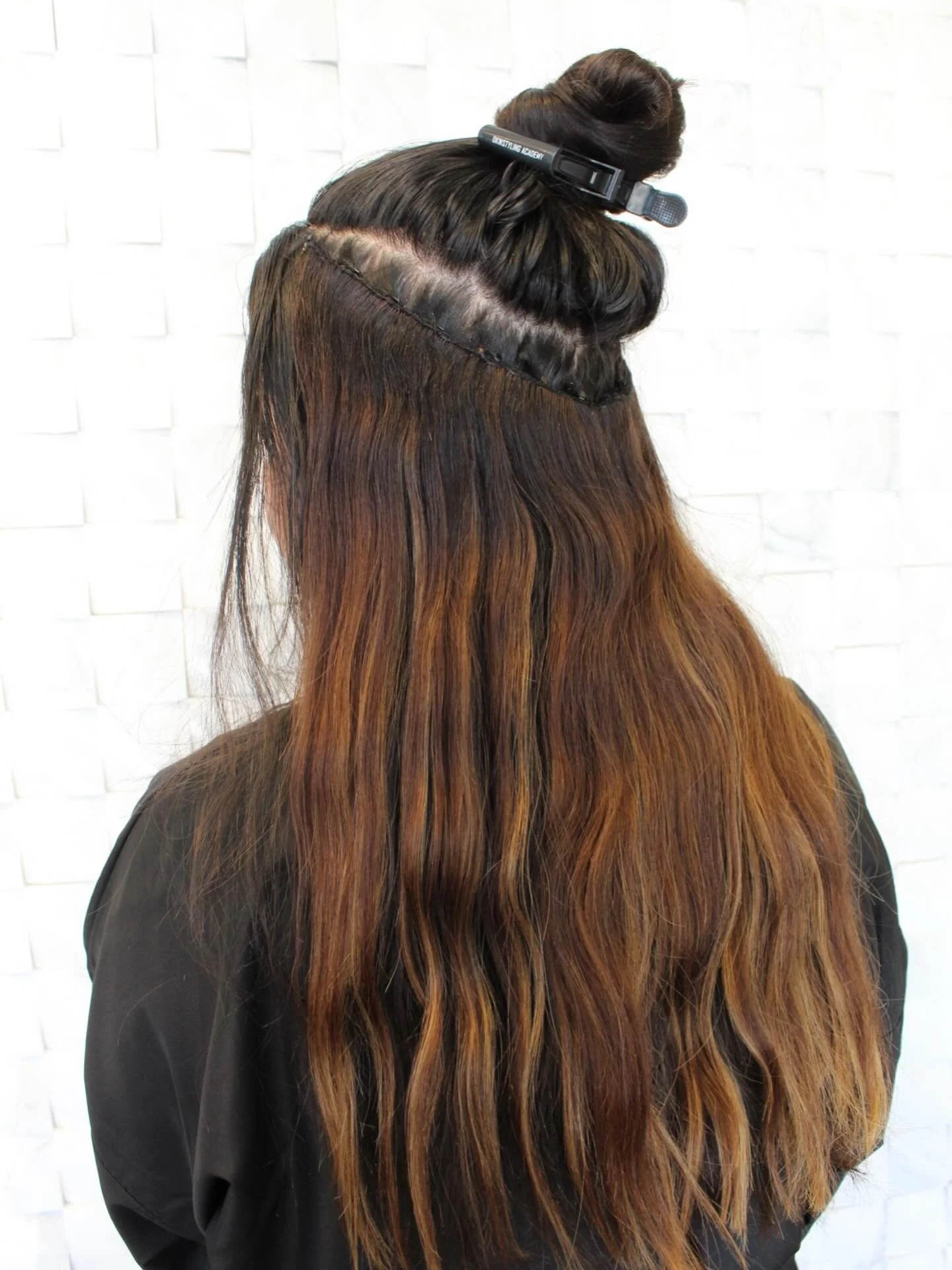 What 6-8 weeks grow out looks like. 

✨No tension

✨No scalp irritation 

✨Only new happy hair growth ✨

Apply via the link in my bio

#renohairextensions #renohandtiedextensions #renotahoe