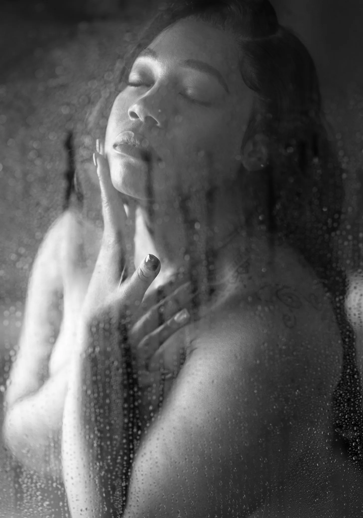 oody-boudoir-portrait-shower-window-soft-focus-emotion.jpg