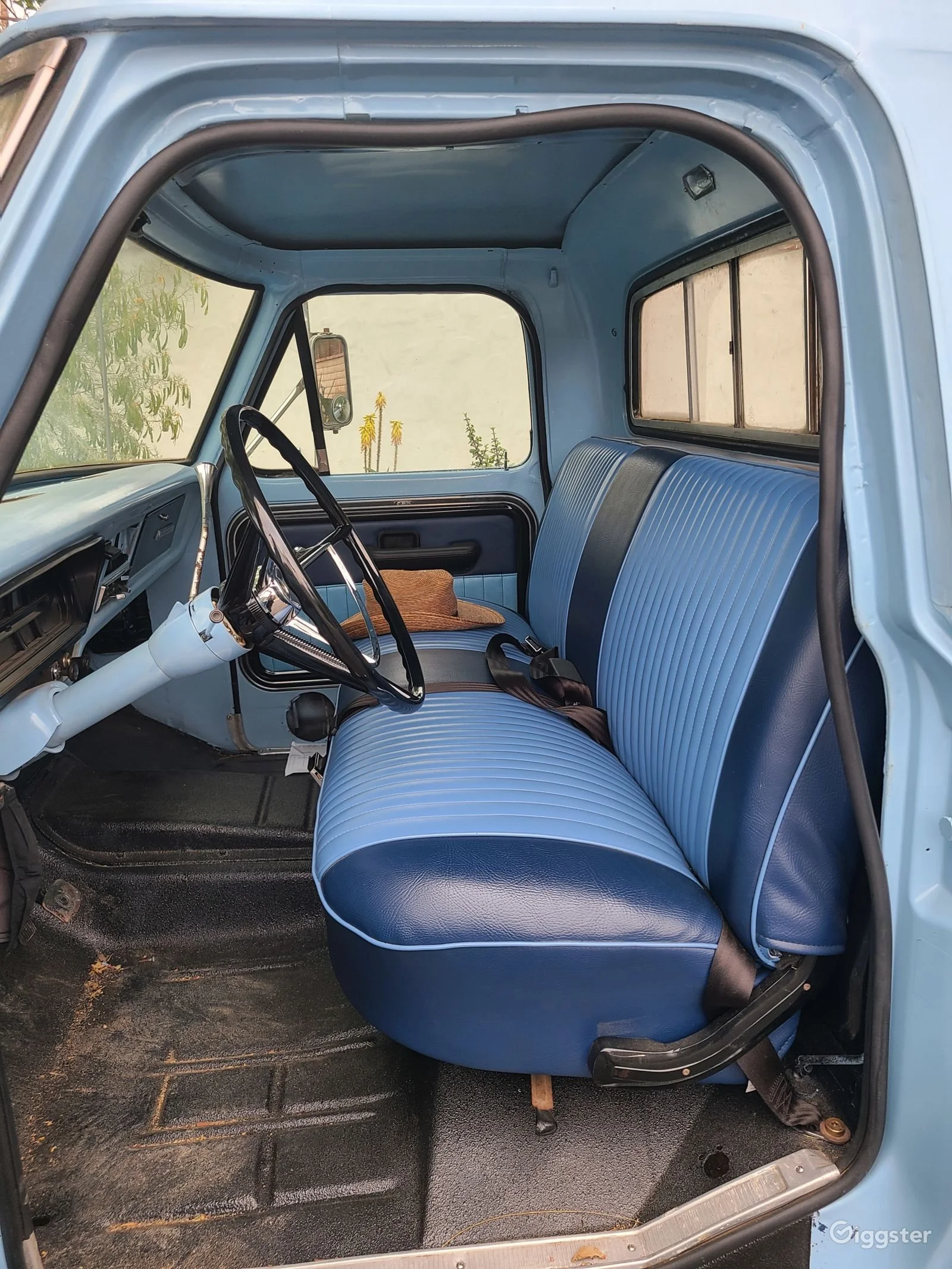 1971-ford-f-250-big-boy-in-san-fernando-valley-13.jpg