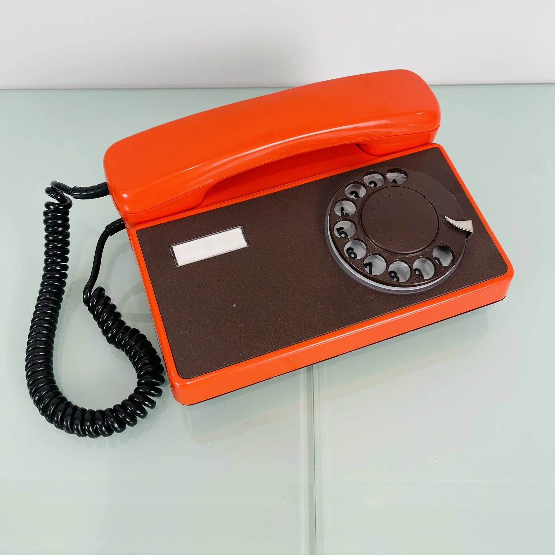 DC97 Telephone 1980 Czech Repub.JPEG