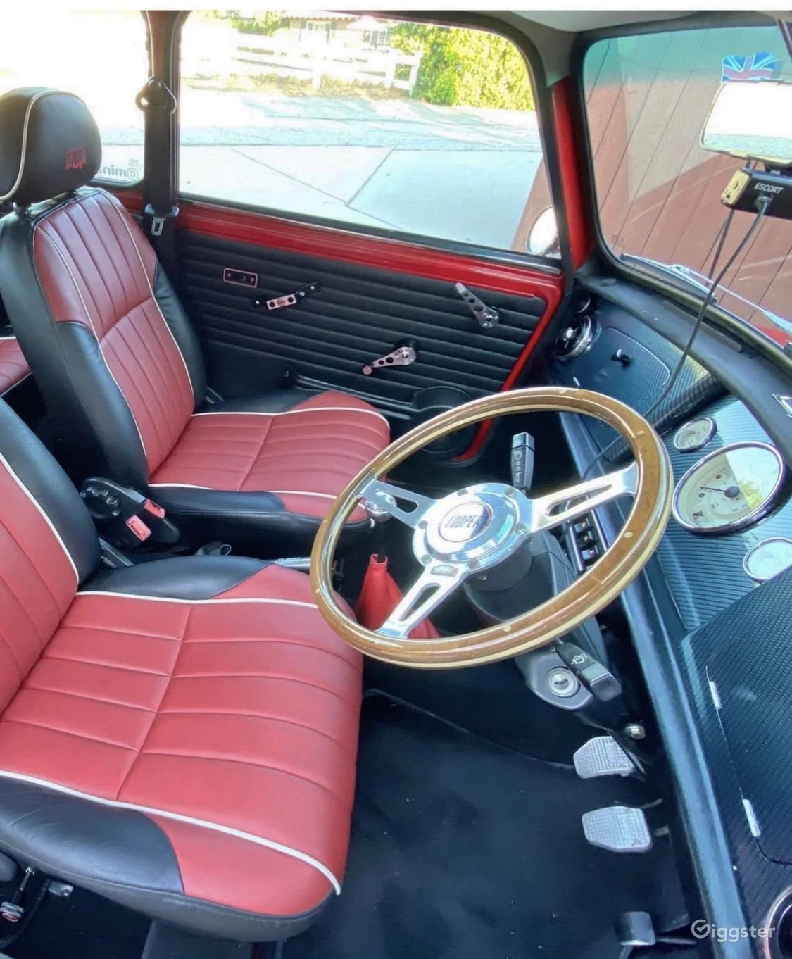 classic-mini-cooper-08.jpg