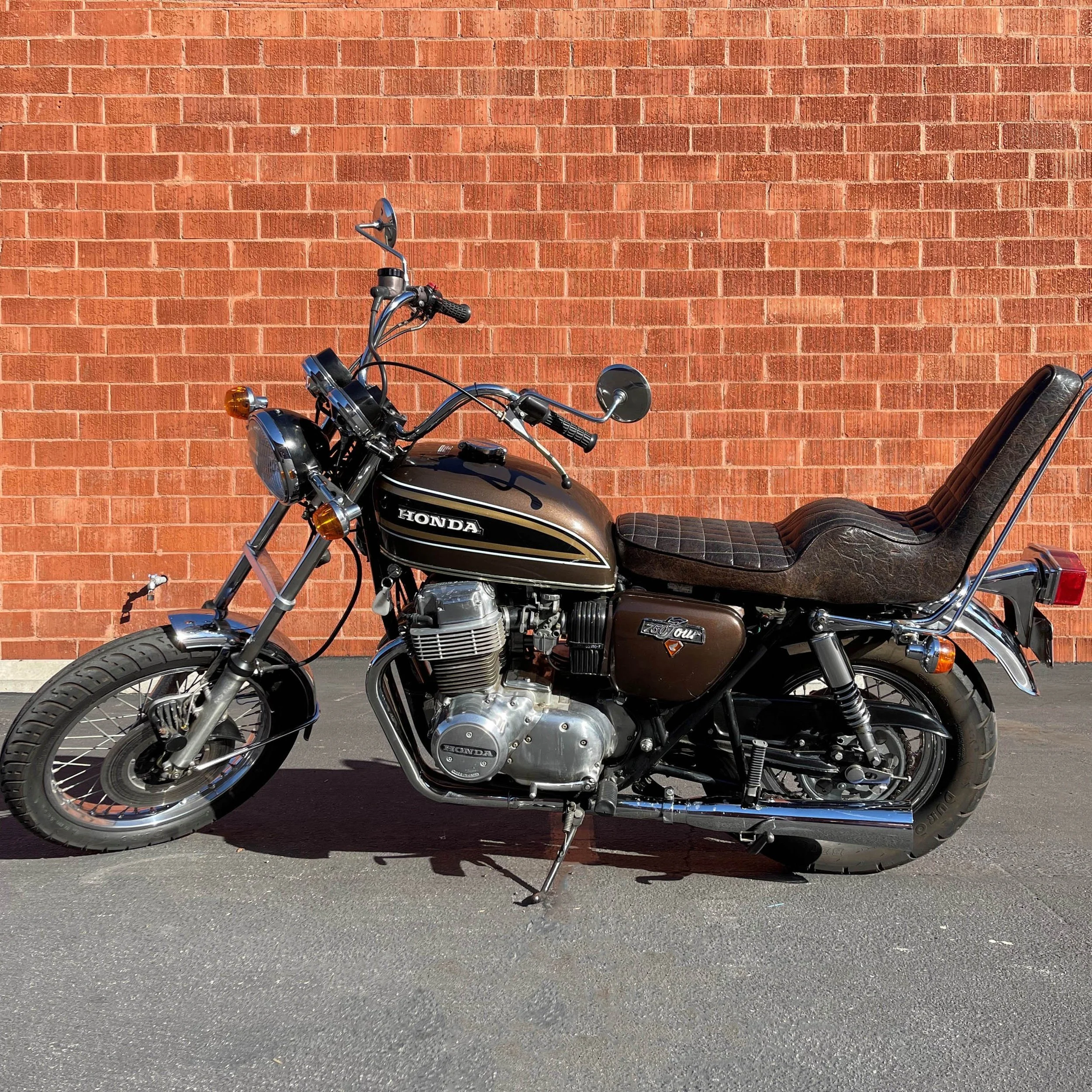 T1 Motorcycle 750cb four Honda.JPG