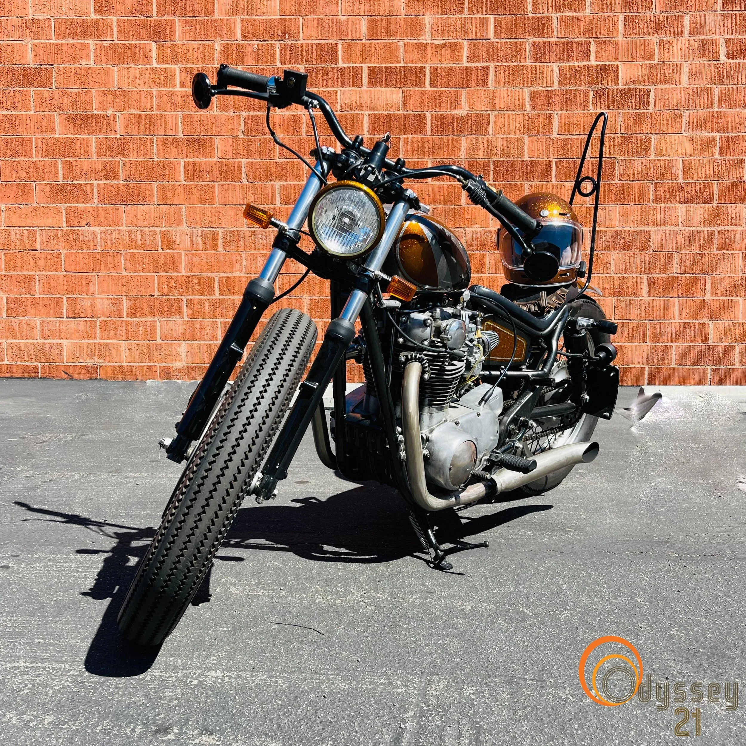 79 Yamaha Custom Bobber Motorcycle 2.jpg