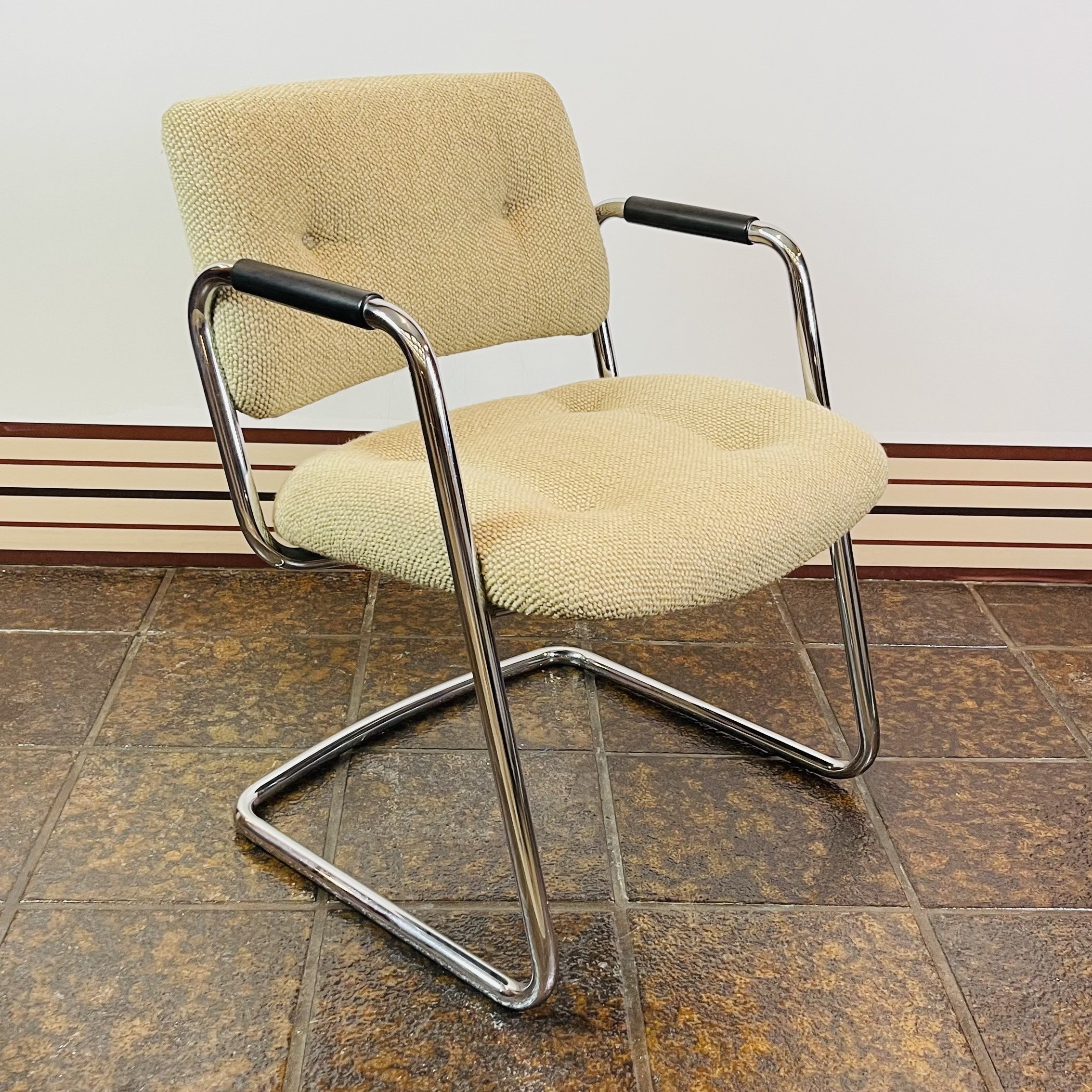 F17 Steelcase Side Chair.jpg